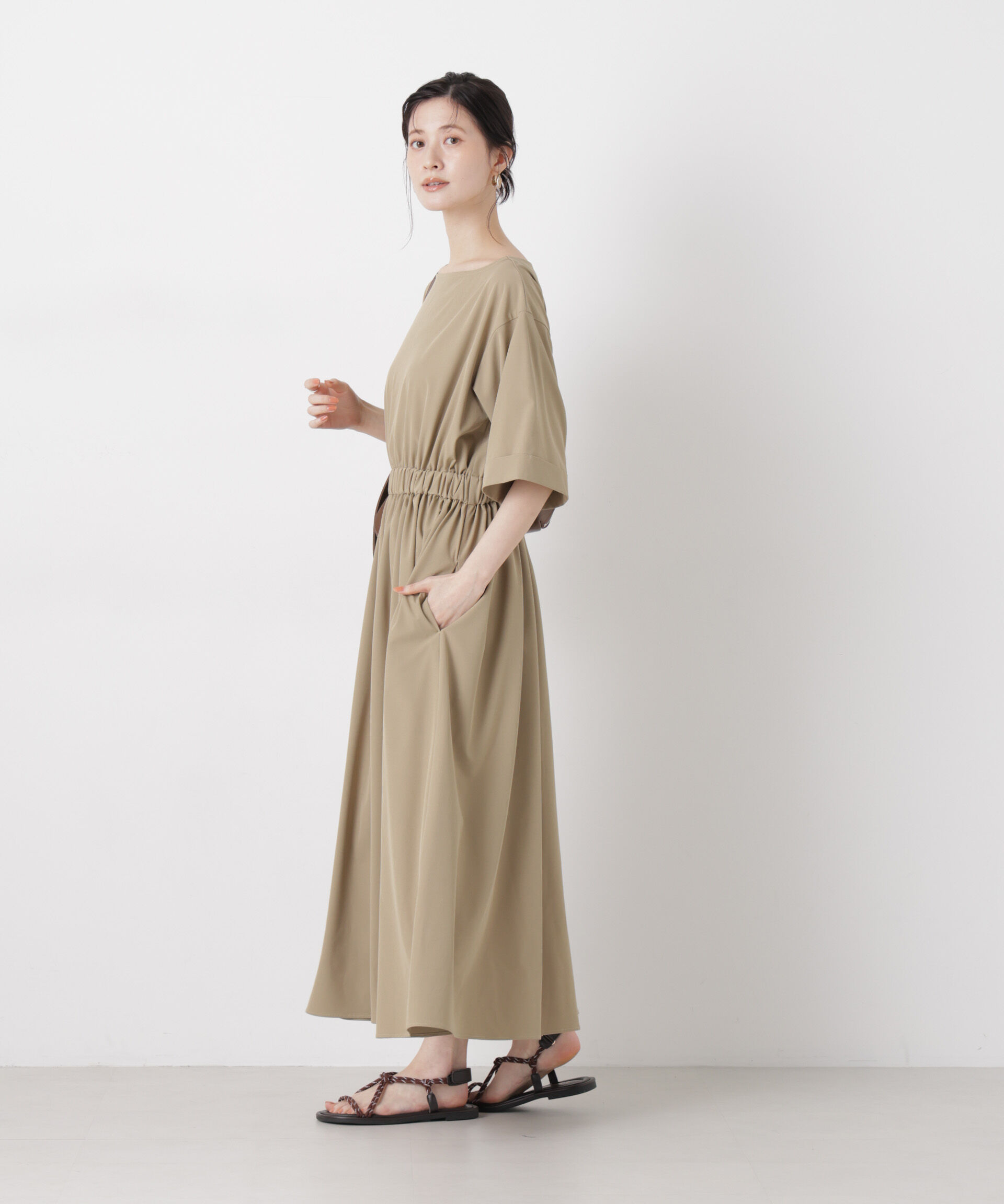 nano･universe「ウエストギャザーボートネックワンピース」|ワンピース|