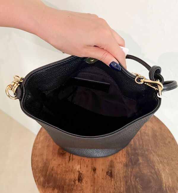 fredy emue「【AULENTTI/オーレンティ】シボレザーバケツチェーン&ショルダーバッグ」|ショルダー・メッセンジャー|