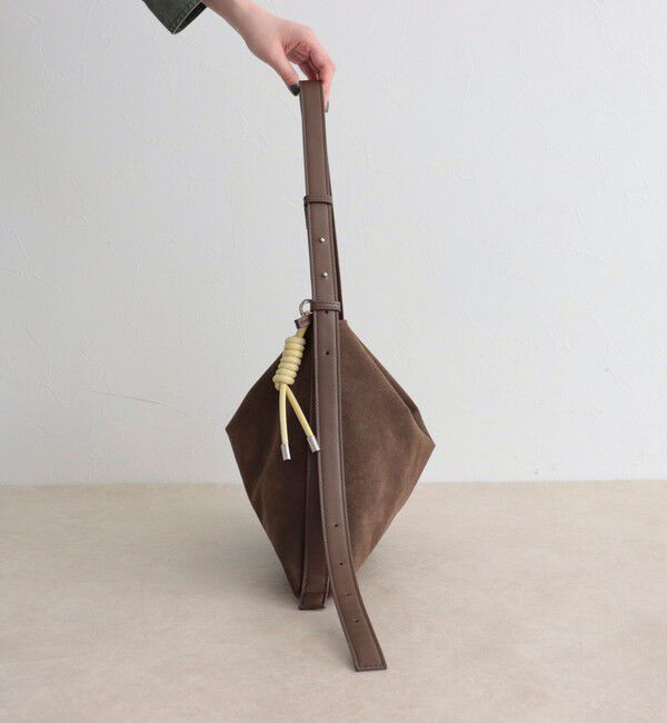 fredy emue「フェイクスエードソフトスクエアショルダーバッグ」|ショルダー・メッセンジャー|