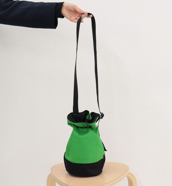 fredy emue「【OUTDOOR PRODUCTS】 バイカラードロスト巾着ショルダー」|ショルダー・メッセンジャー|