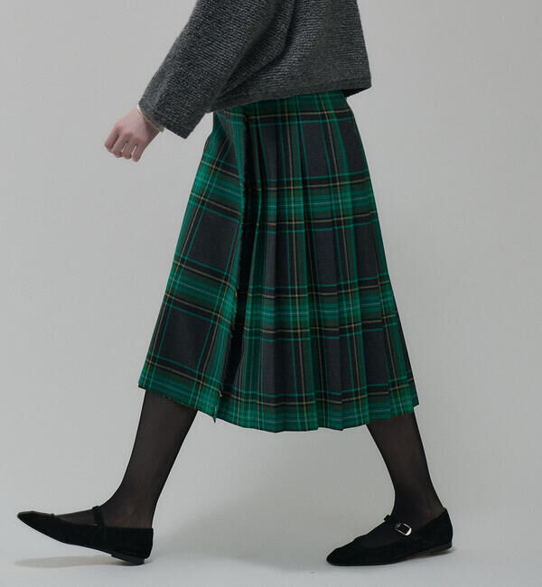 ONEIL OF DUBLIN「O'NEIL OF DUBLIN | ウーステッドウール ミドルキルトスカート WOMEN」|スカート|GREEN系2