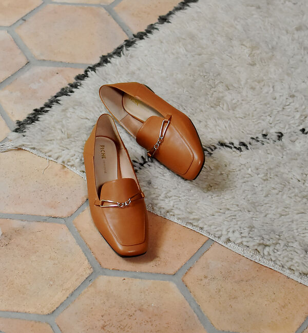 AU BANNISTER「バブーシュビットローファー」|ローファー|キャメル