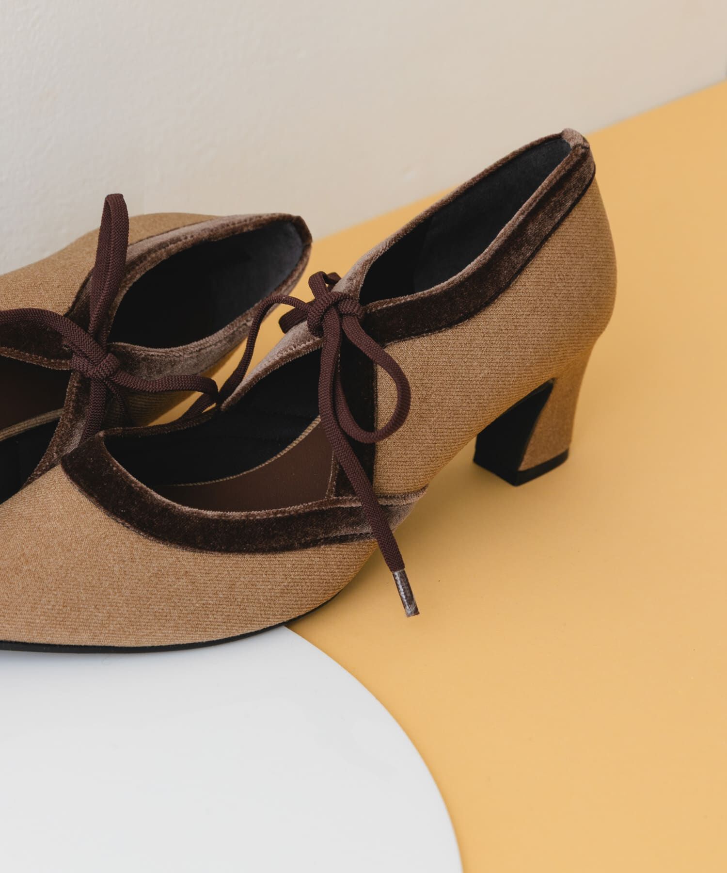 RODE SKO「『MADE IN JAPAN』チャンキーヒールリボンパンプス」|パンプス|