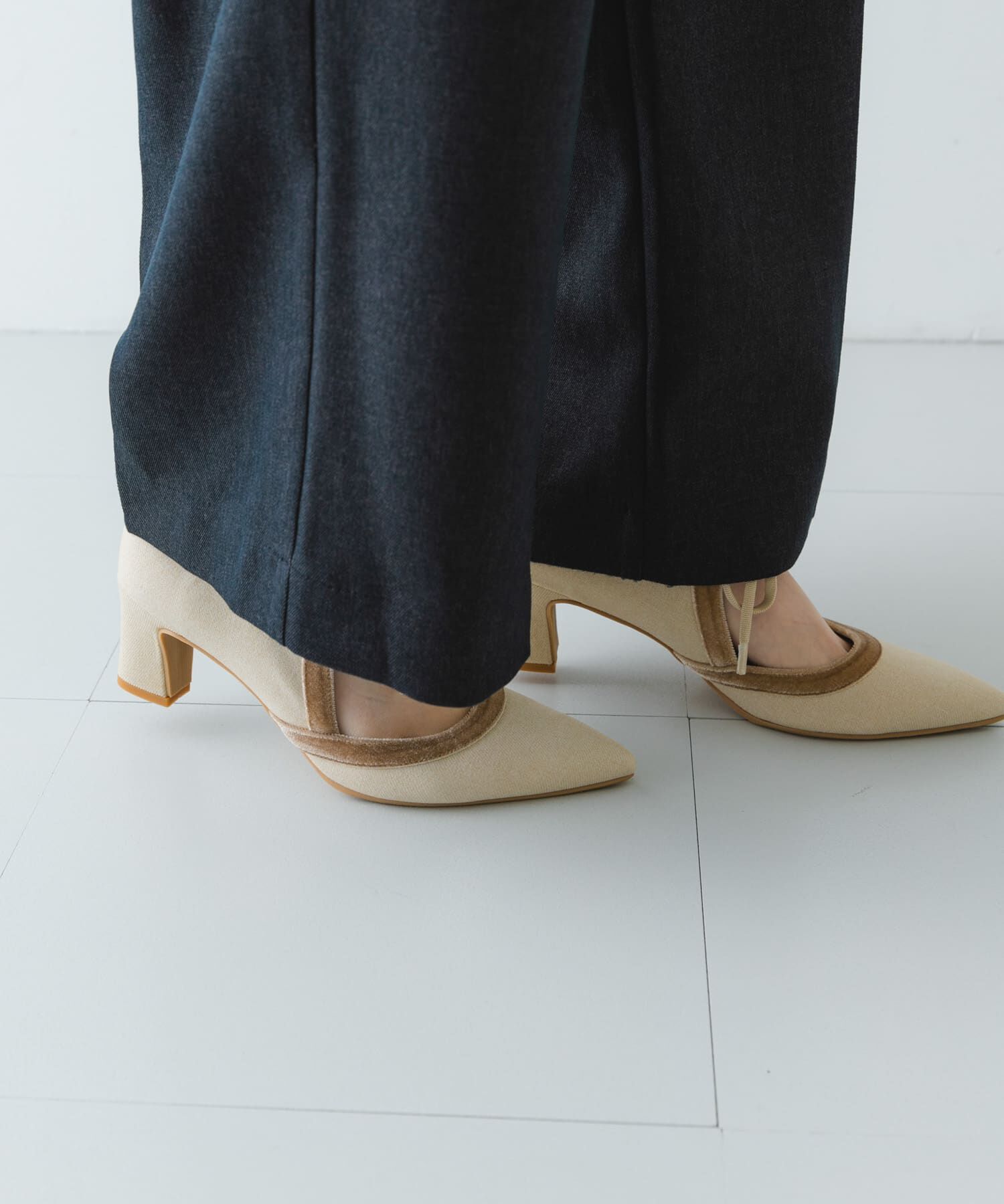 RODE SKO「『MADE IN JAPAN』チャンキーヒールリボンパンプス」|パンプス|