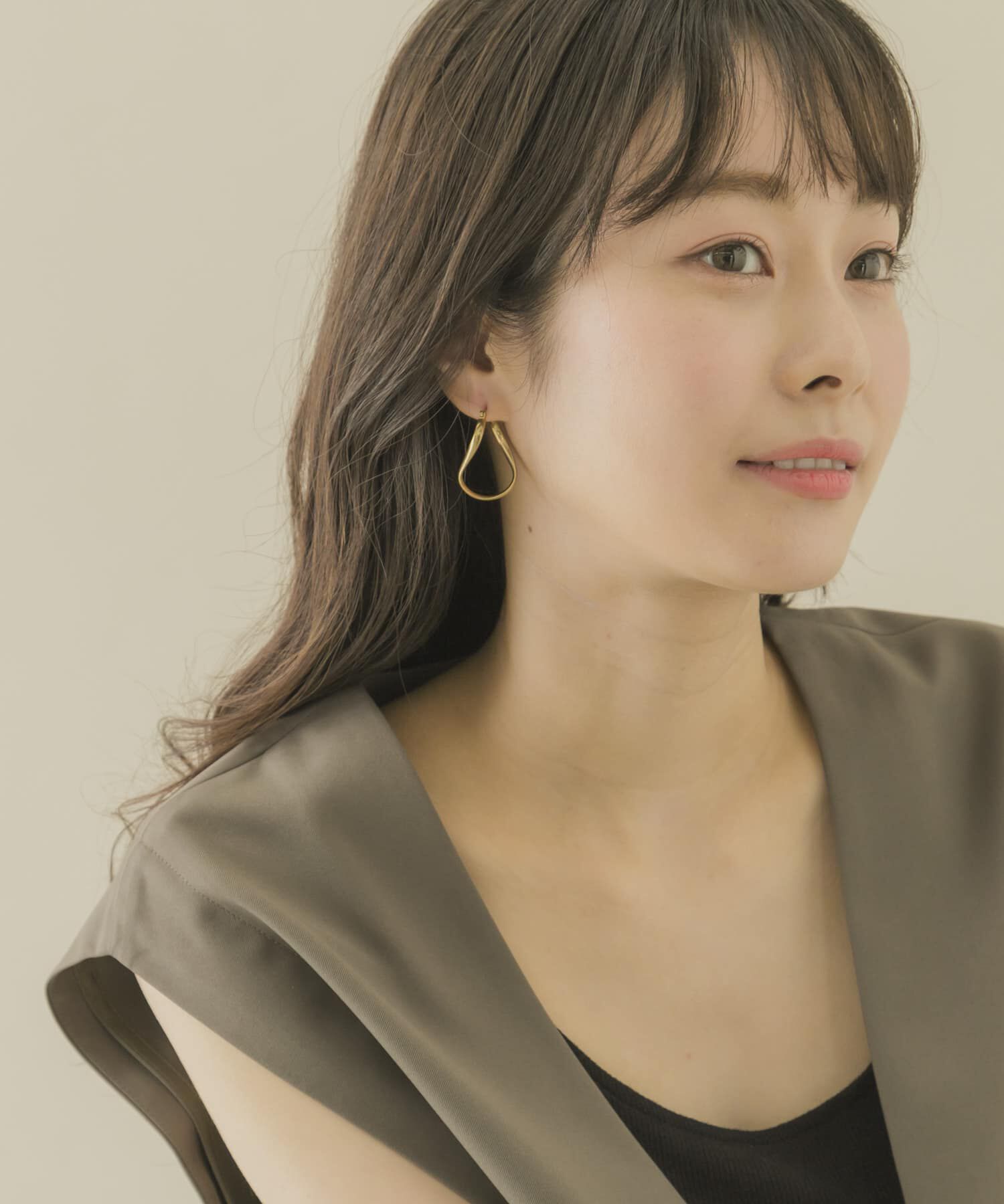 SMELLY「ネジリフープピアス」|ピアス|