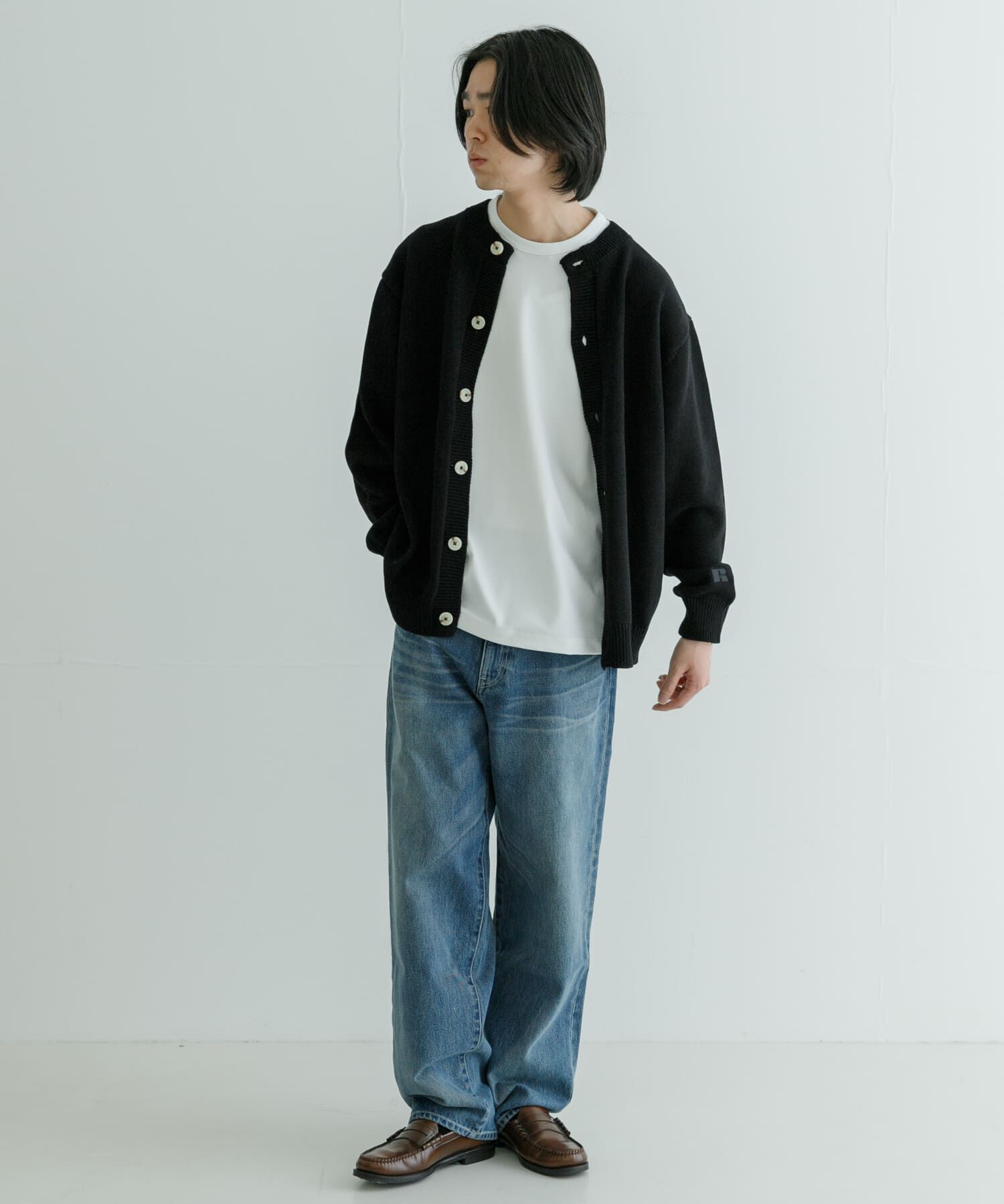URBAN RESEARCH「『別注』RUSSELL ATHLETIC&times;UR　CREW NECK CARDIGAN」|カーディガン|