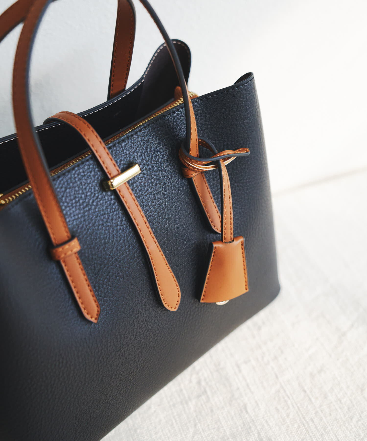 RODE SKO「チャーム付ミドルバッグ『Msize』」|トートバッグ|