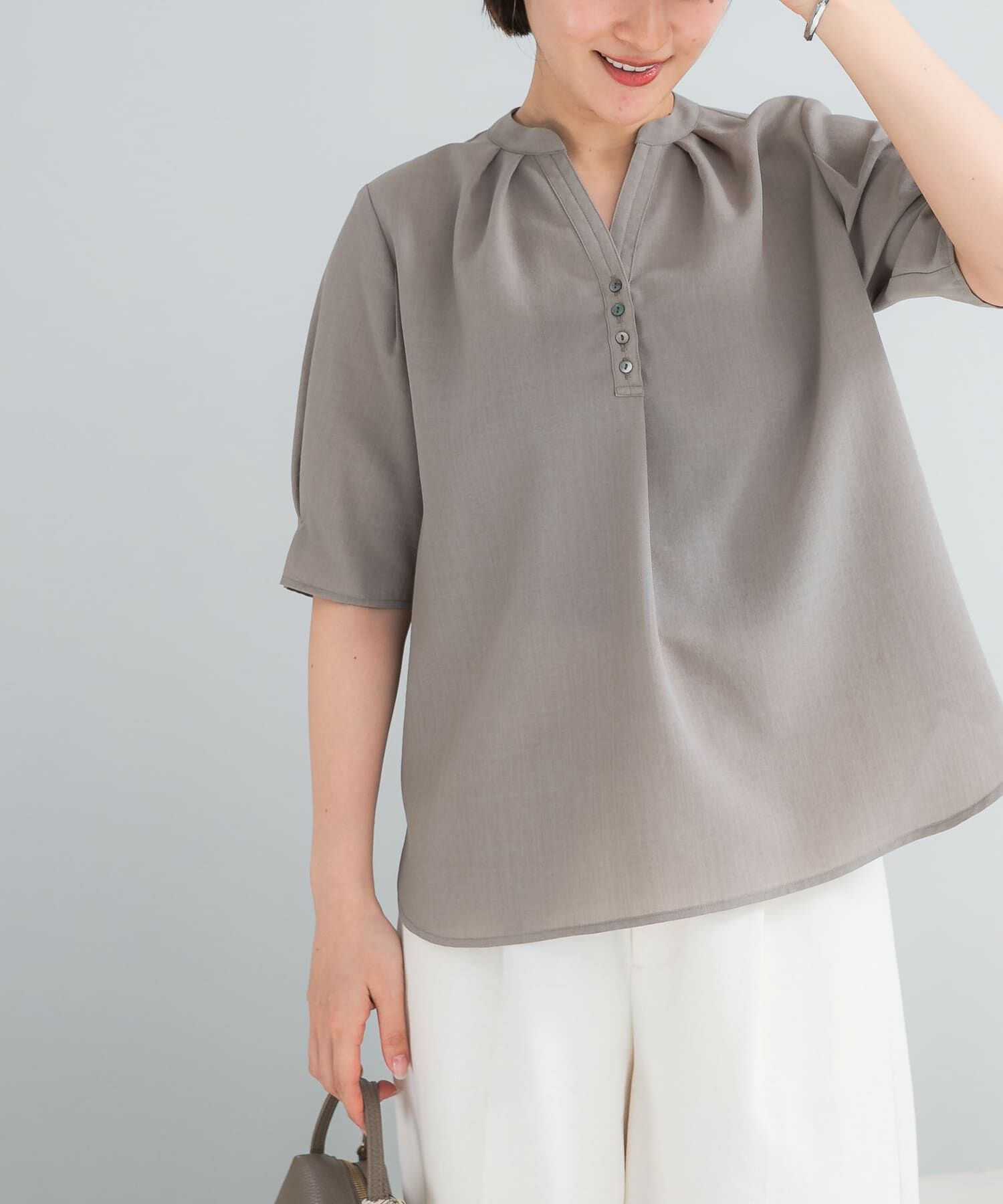 URBAN RESEARCH ROSSO「『UR TECH DRYLUXE』 デザインスリーブブラウス」|シャツ・ブラウス|