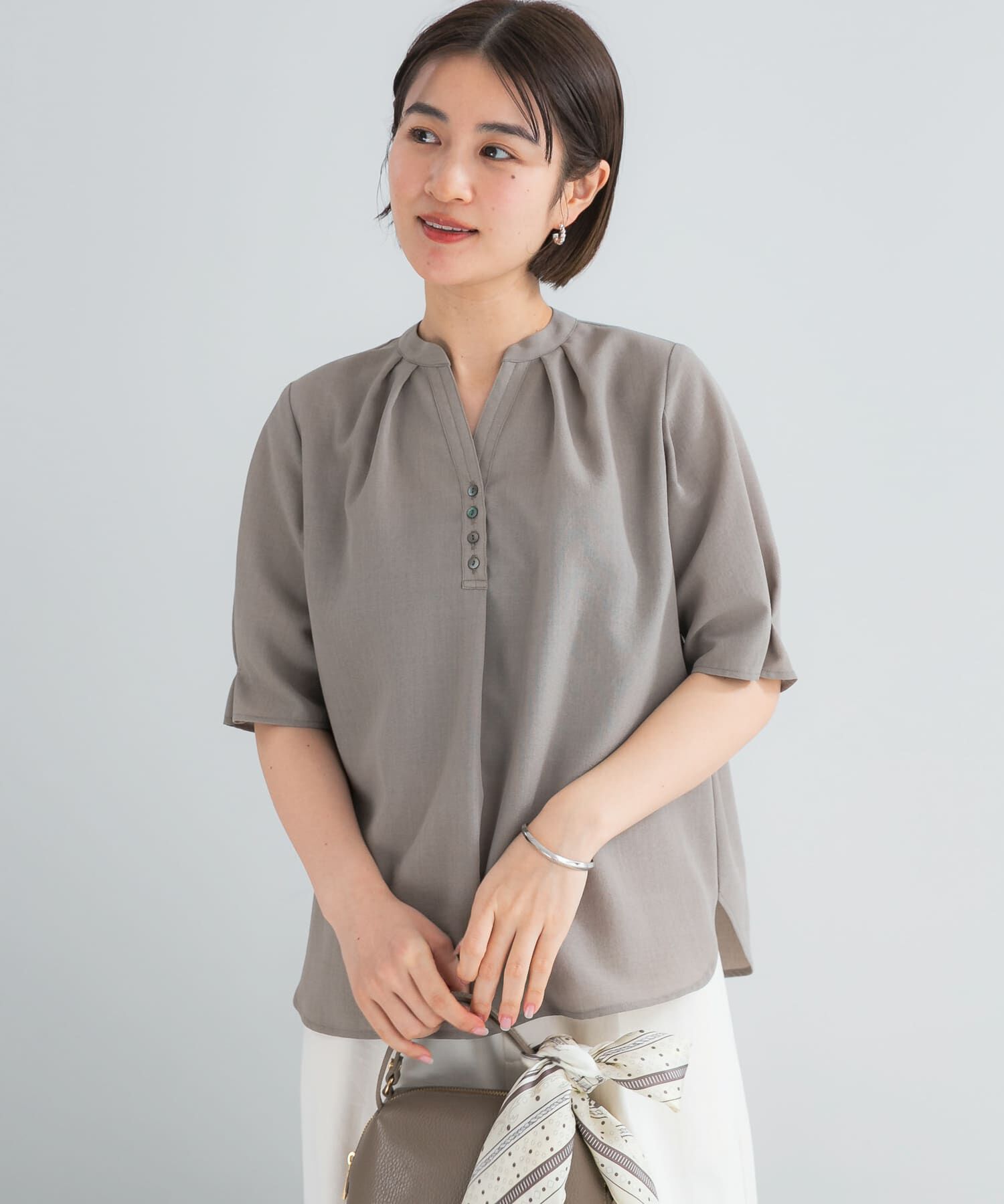 URBAN RESEARCH ROSSO「『UR TECH DRYLUXE』 デザインスリーブブラウス」|シャツ・ブラウス|