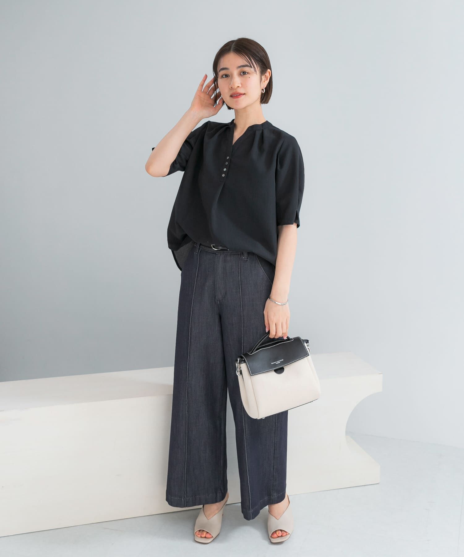 URBAN RESEARCH ROSSO「『UR TECH DRYLUXE』 デザインスリーブブラウス」|シャツ・ブラウス|