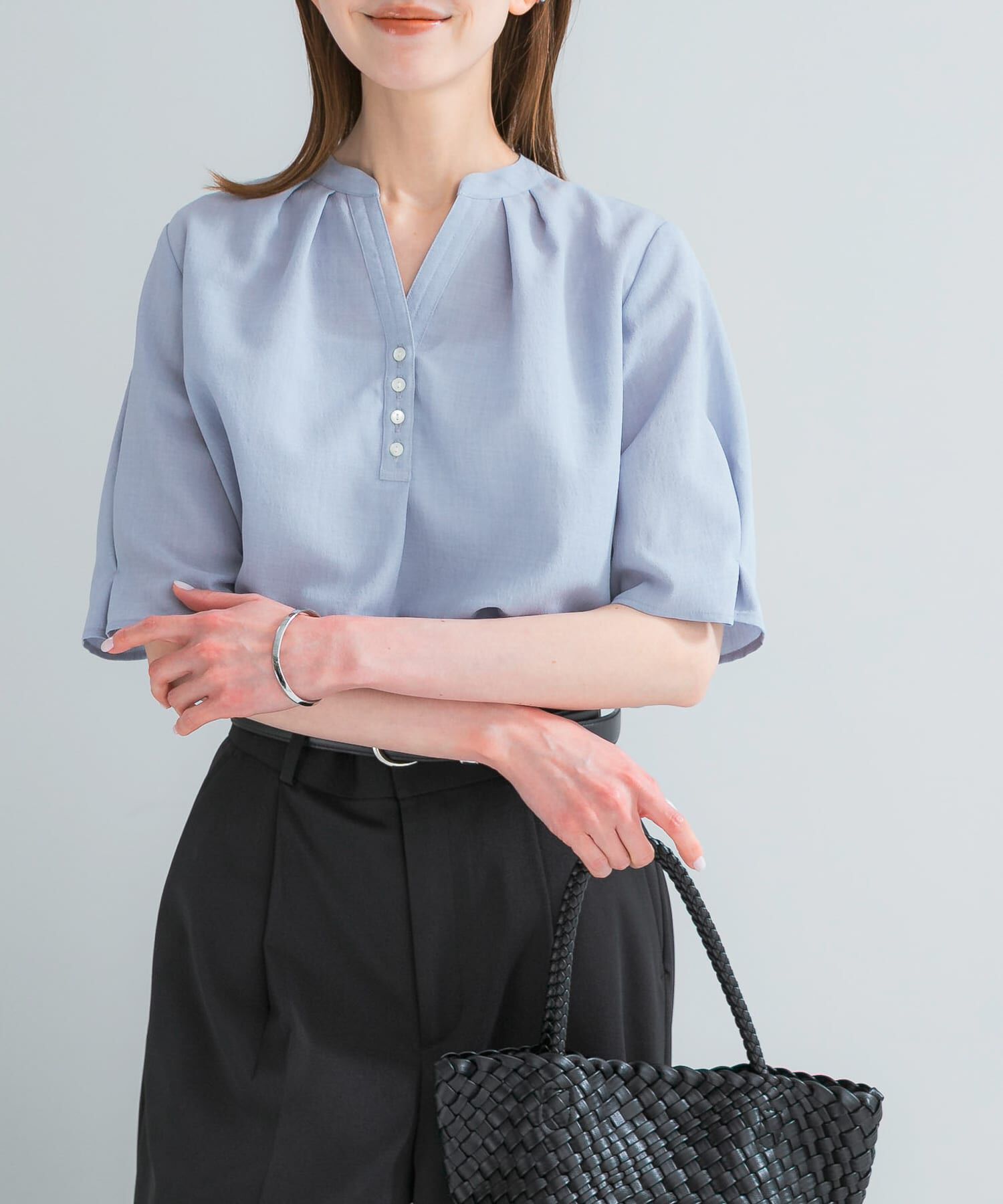 URBAN RESEARCH ROSSO「『UR TECH DRYLUXE』 デザインスリーブブラウス」|シャツ・ブラウス|