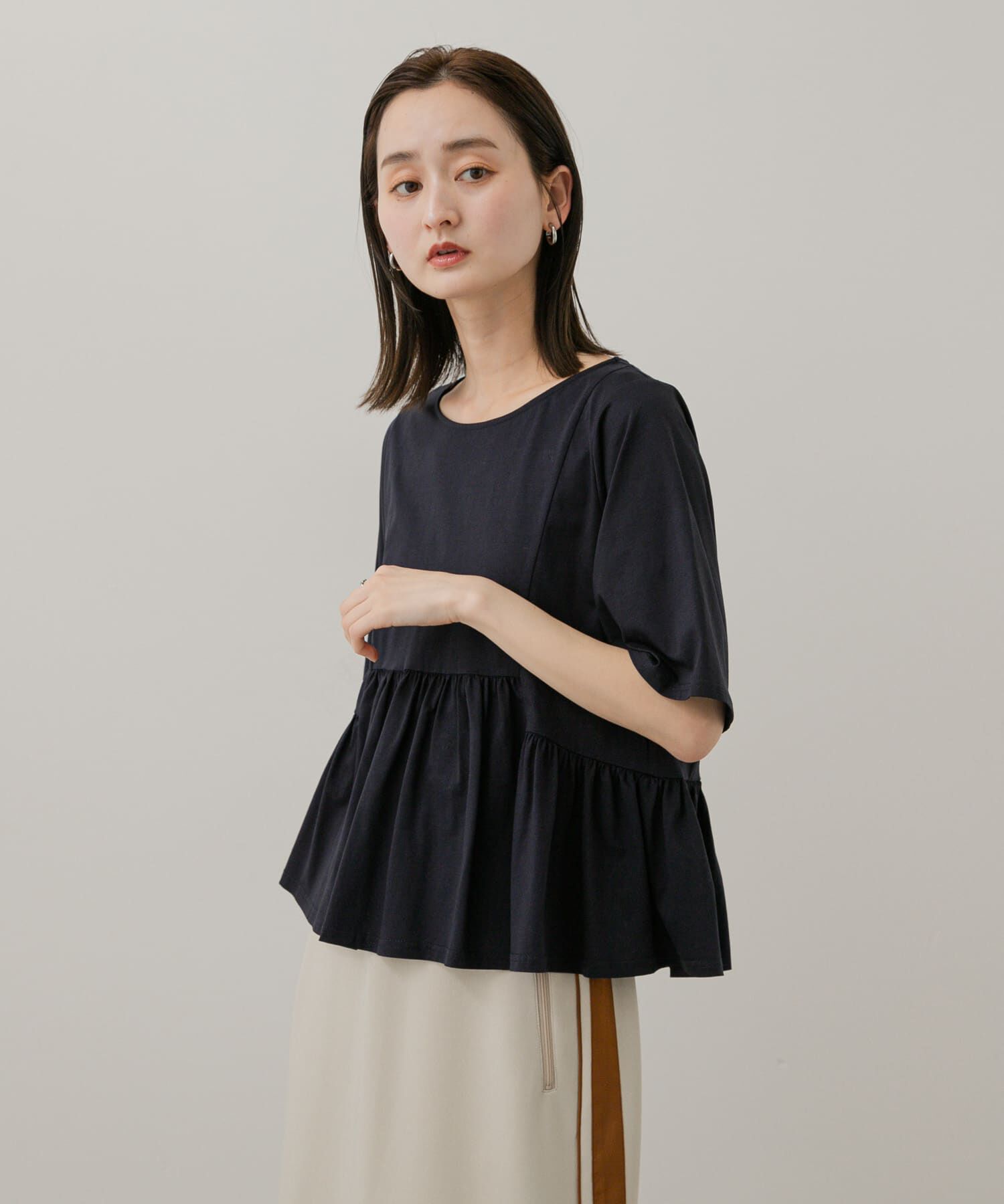 SENSE OF PLACE by URBAN RESEARCH「クルーネックペプラムフリルトップ」|Tシャツ・カットソー|