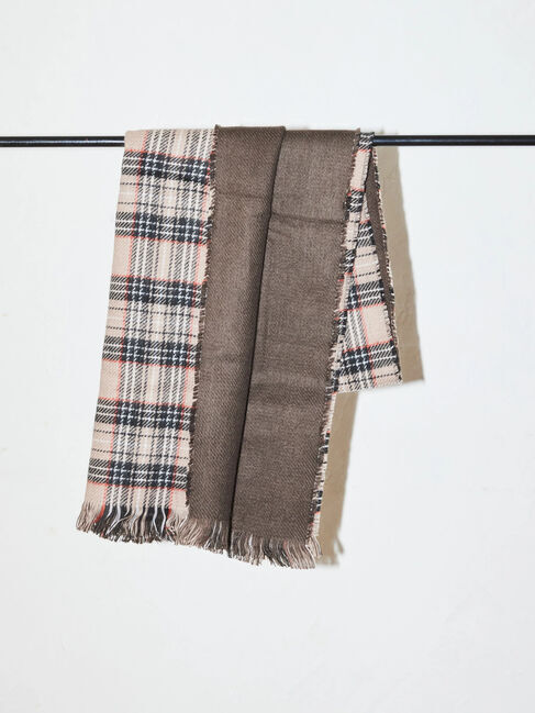  「チェック&times;ソリッドリバーシブルマフラー」|ストール|ベージュ