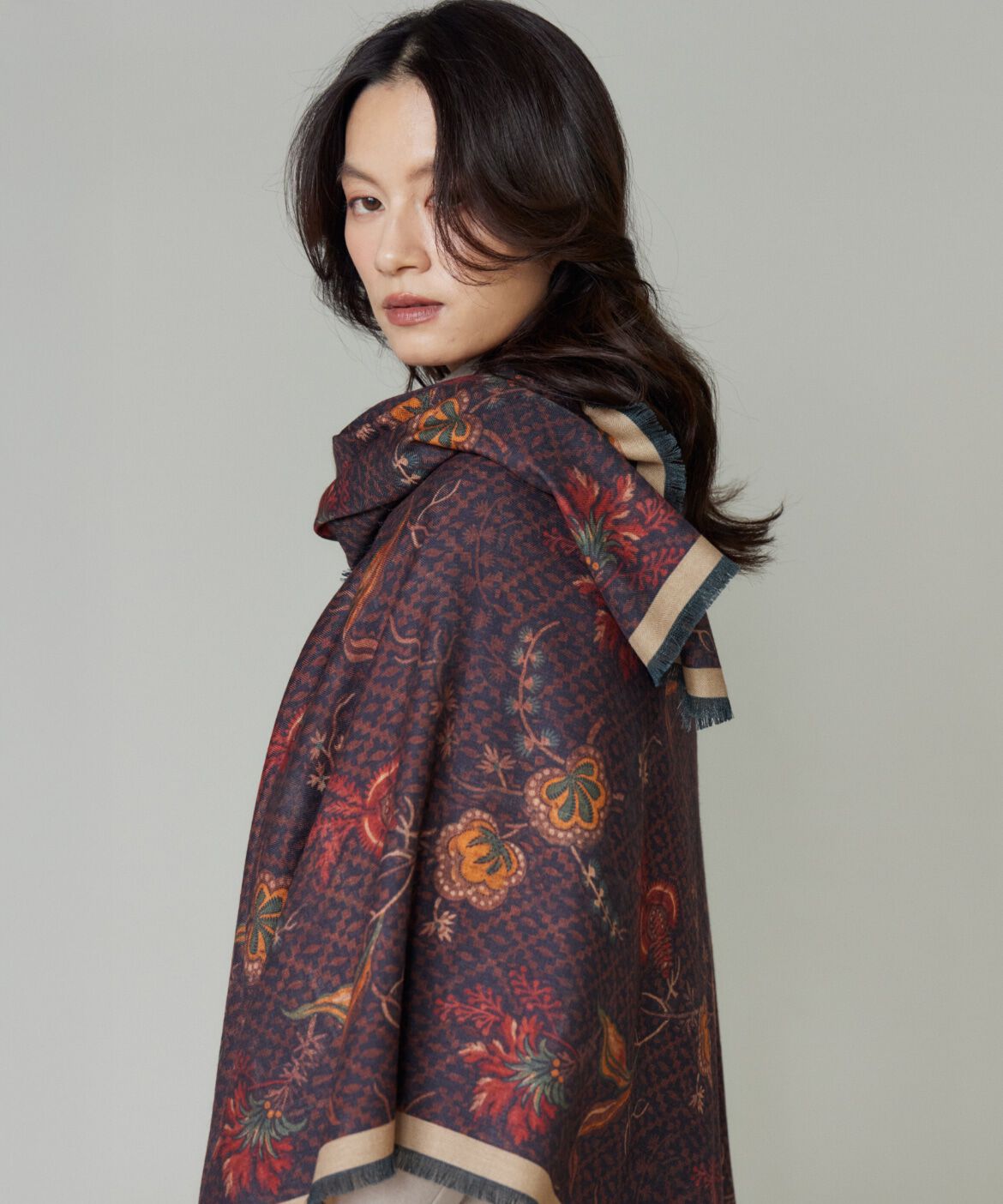 FAVORITE SUKINAMONO「Large Demi Scarf 大判スカーフ《Tapis Noir》」|ストール|