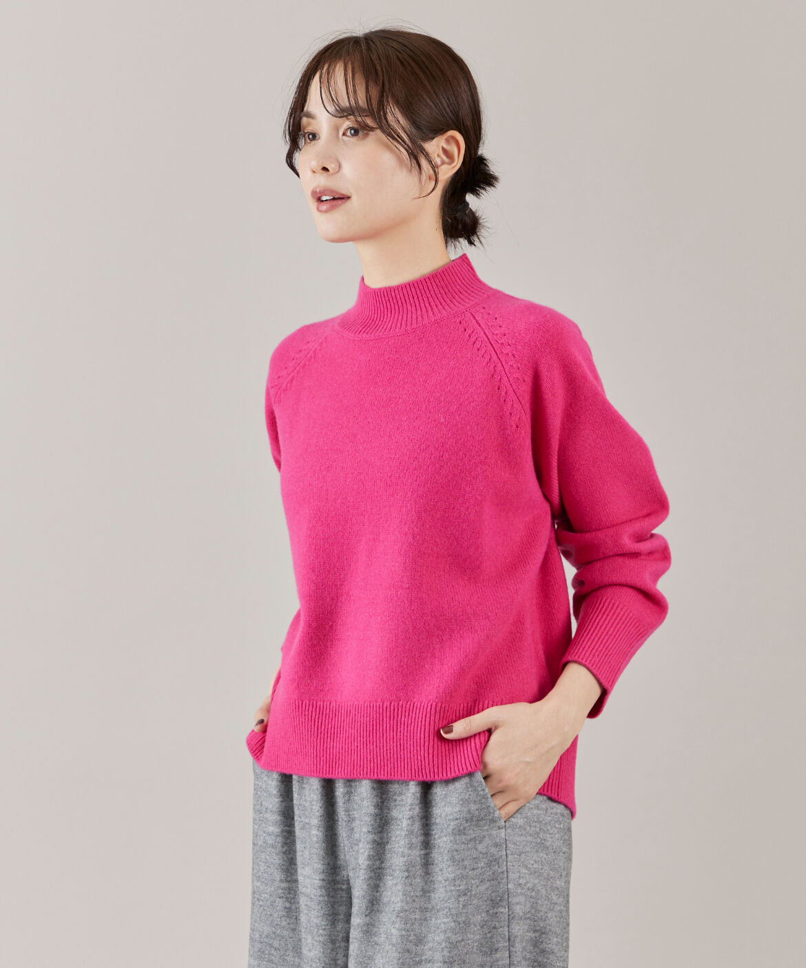 Le Souk「《大きいサイズ》ミックスカラーハイネックプルオーバー」|ニット・セーター|ピンク1