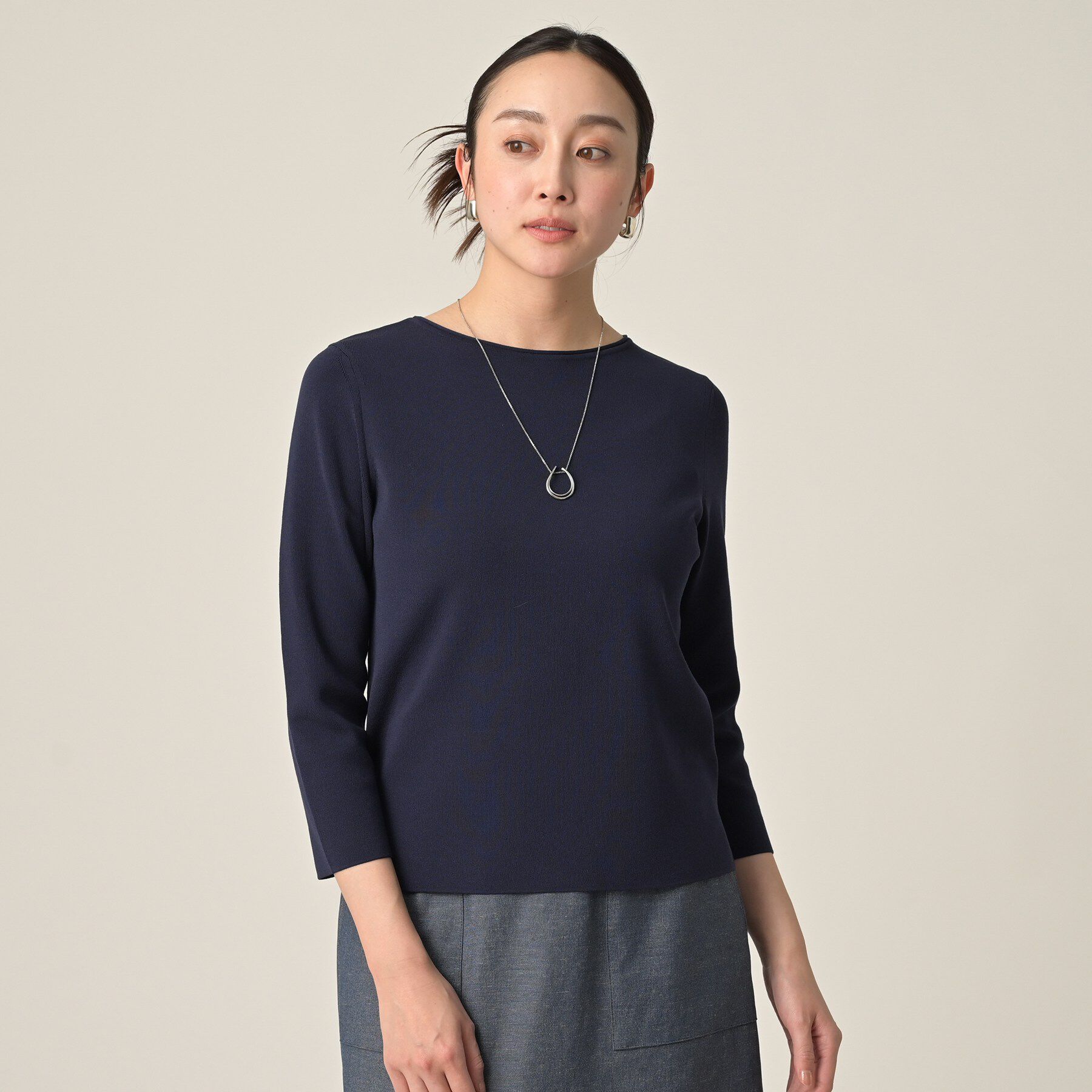 UNTITLED「【洗える/七分袖】ボートネックコットンプルオーバー」|ニット・セーター|ネイビー(094)