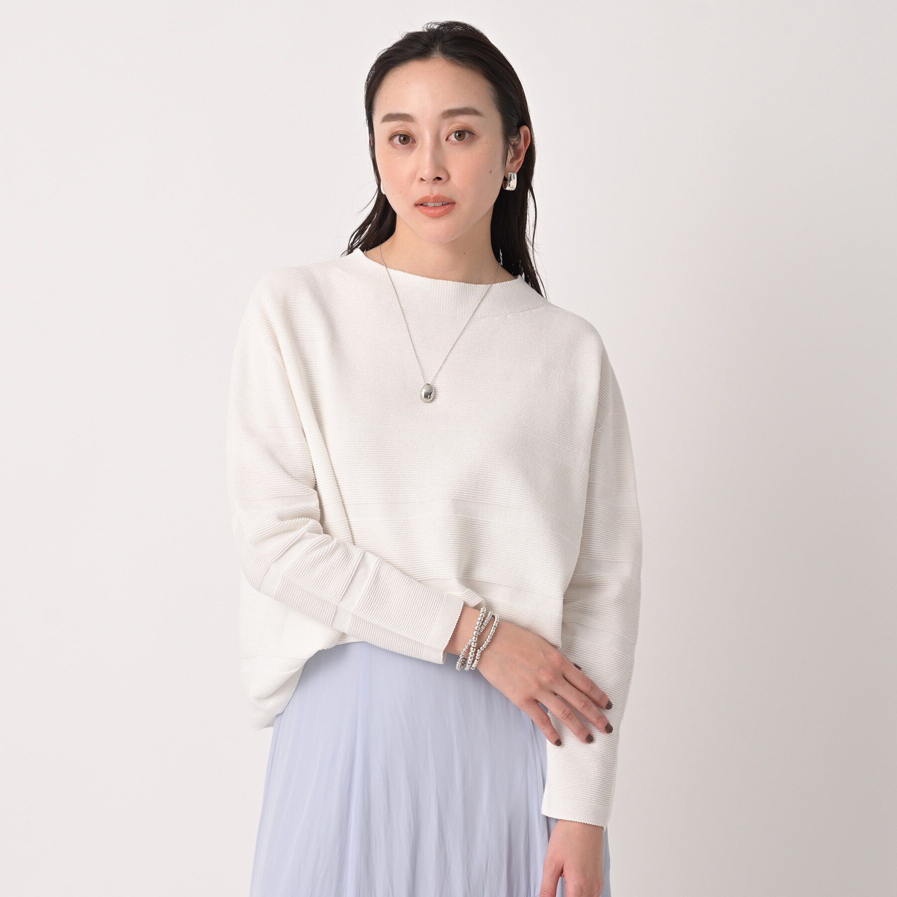 UNTITLED「【ゆったり/洗える】クロップドニットプルオーバー」|ニット・セーター|