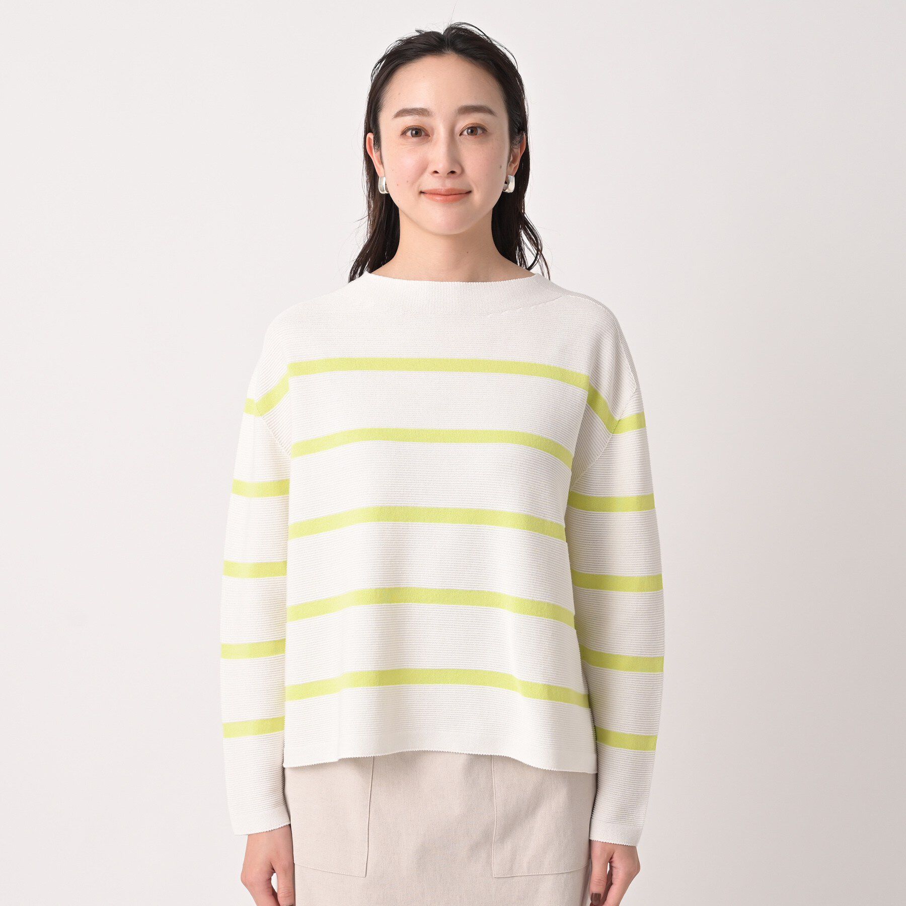 UNTITLED「【ゆったり/洗える】クロップドニットプルオーバー」|ニット・セーター|