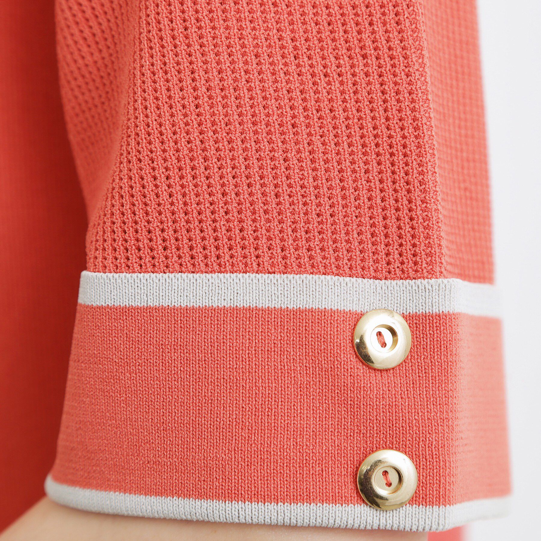 grove「【貴島明日香さん着用】やわらかドライタッチ 袖メッシュ編みニット」|ニット・セーター|