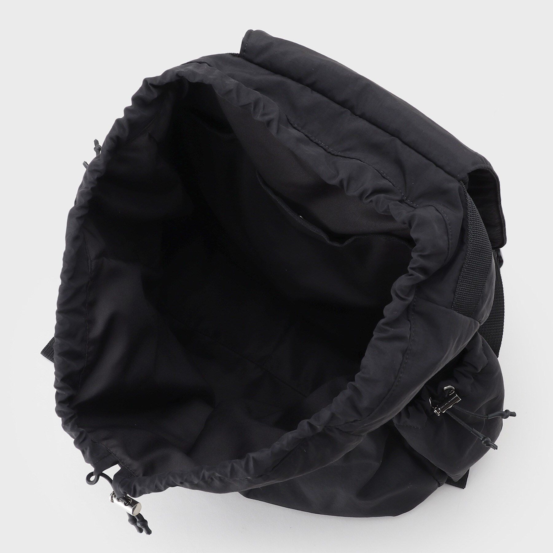 INDIVI「【超軽量／大人カジュアル】収納力◎！ギャザーフォルムリュック」|リュック|