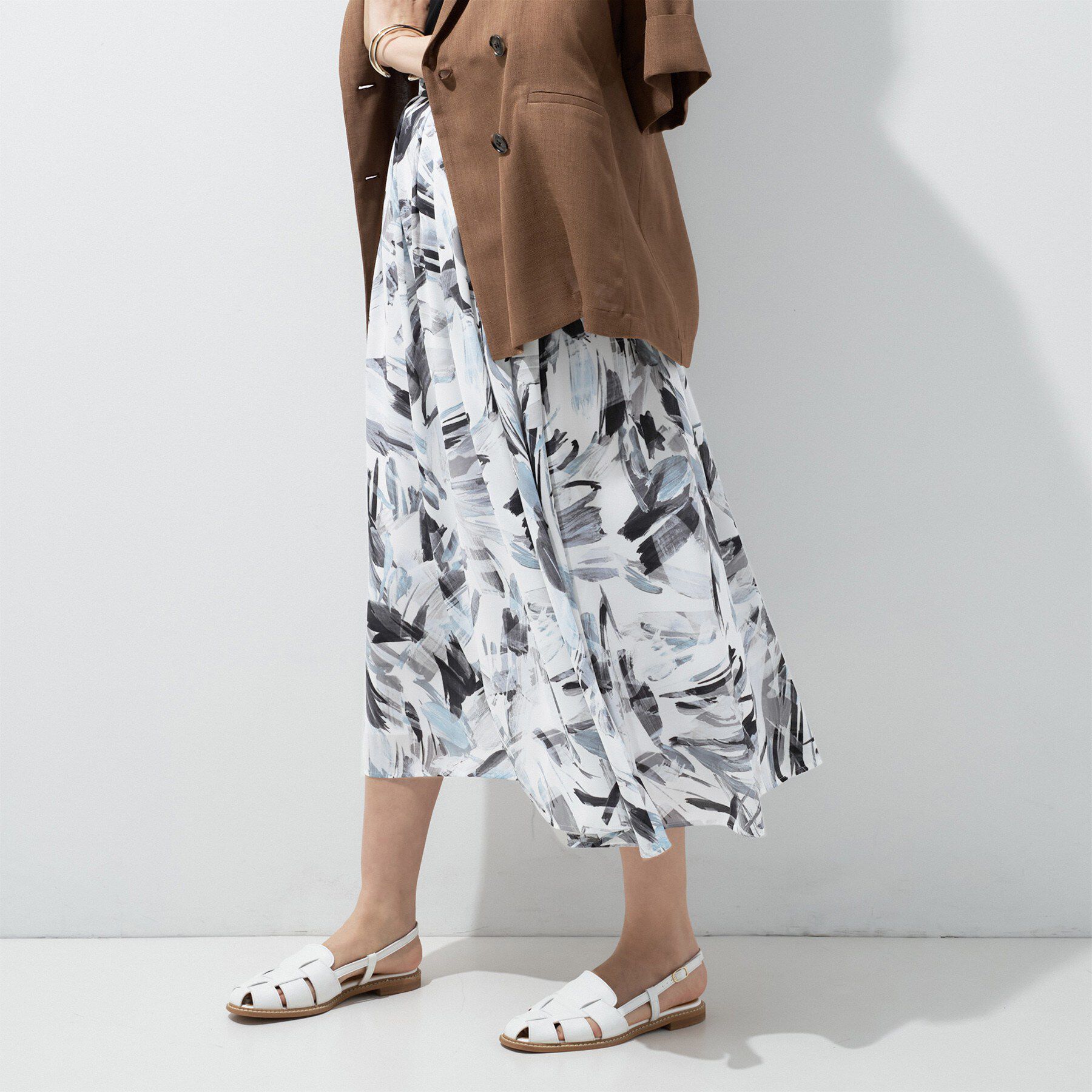 INDIVI「【洗える】リーフ柄タックフレアスカート」|スカート|