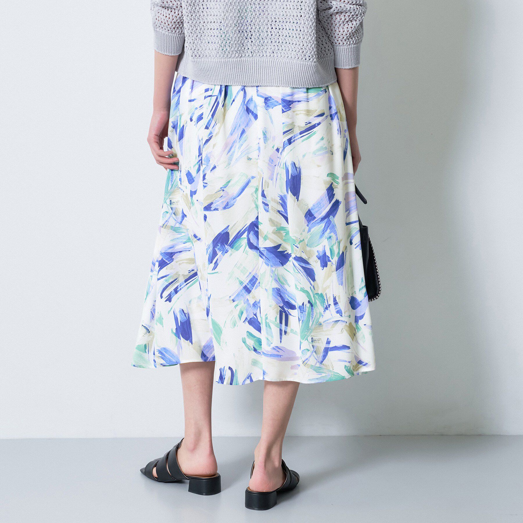 INDIVI「【洗える】リーフ柄タックフレアスカート」|スカート|