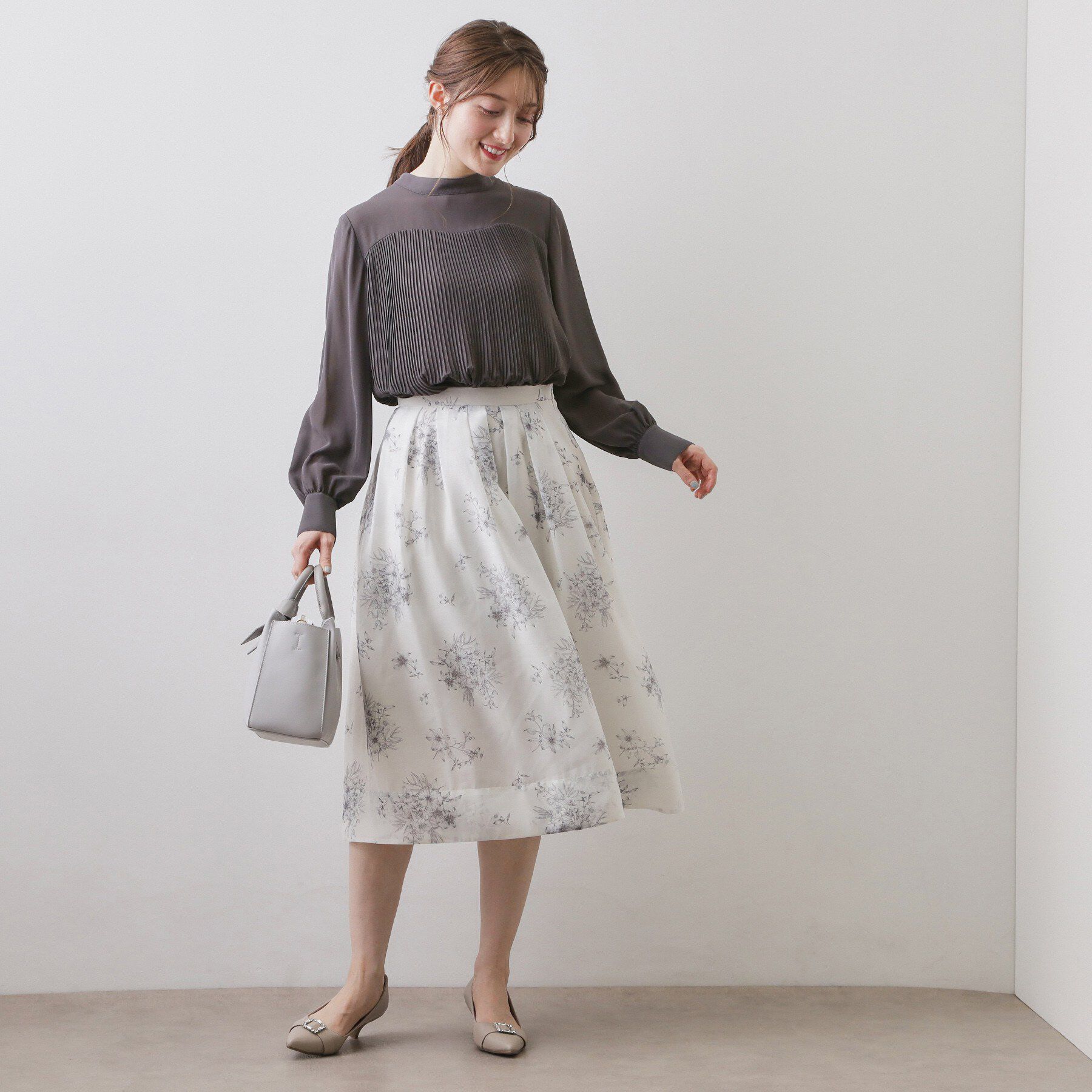 index「エアリープリーツスタンドカラーブラウス【洗濯機OK/イージーアイロン/防シワ】《5col》」|シャツ・ブラウス|