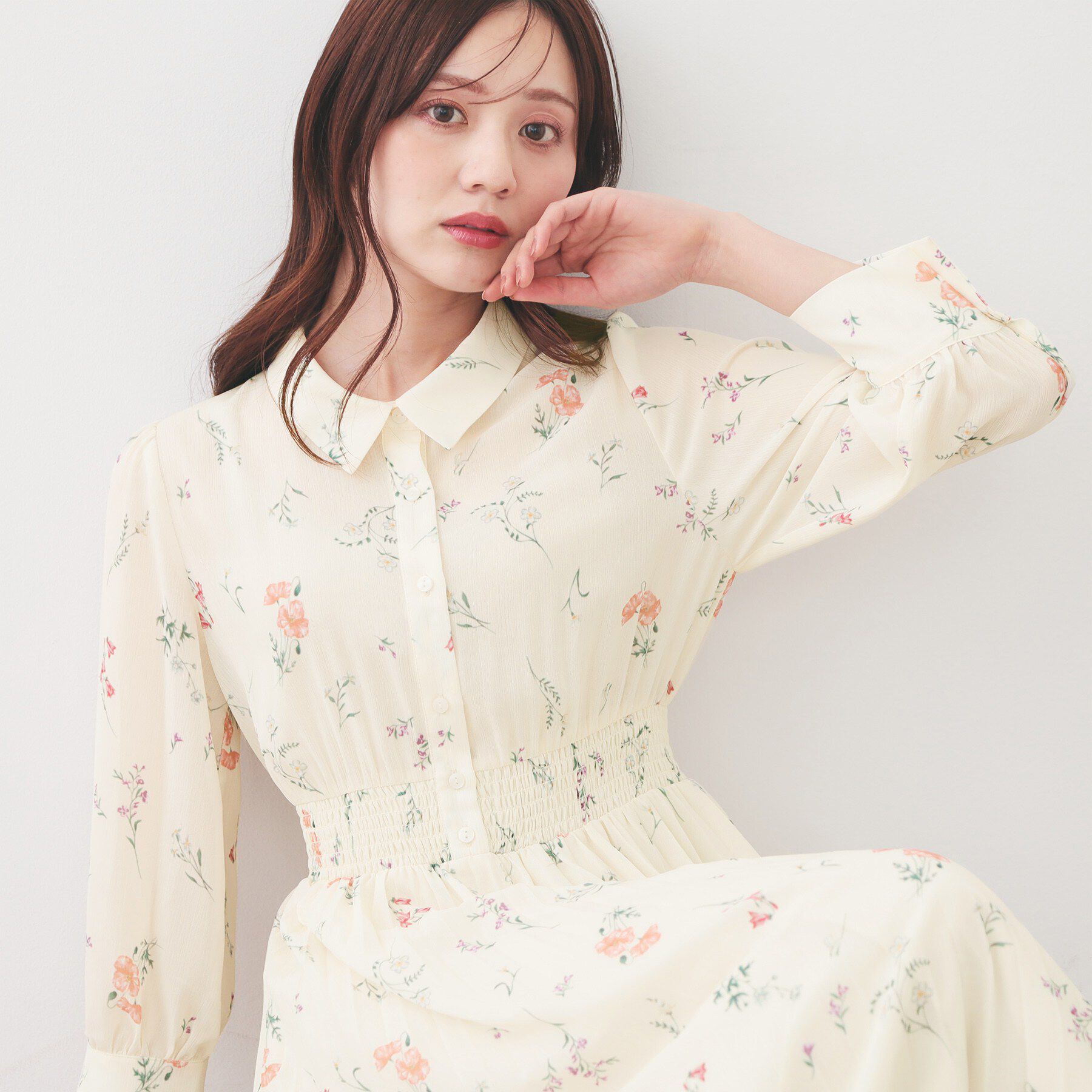 index「衿付き花柄プリーツフレアワンピース【洗濯機OK/イージーアイロン】」|ワンピース|アイボリー(104)