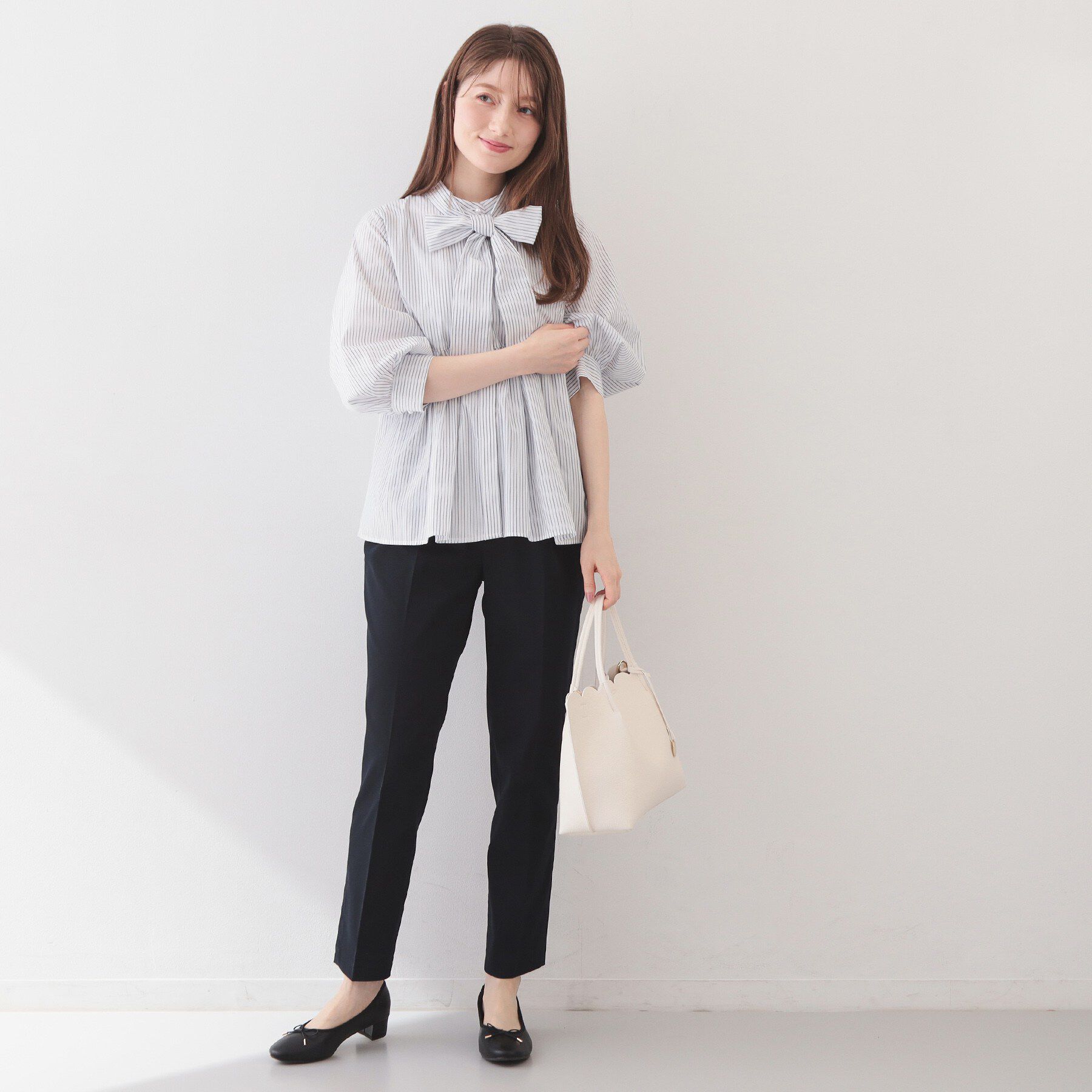 index「2WAYペプラムブラウス/ボウタイ取り外し可【洗濯機OK/イージーアイロン/防シワ】《XS～LL/8」|シャツ・ブラウス|