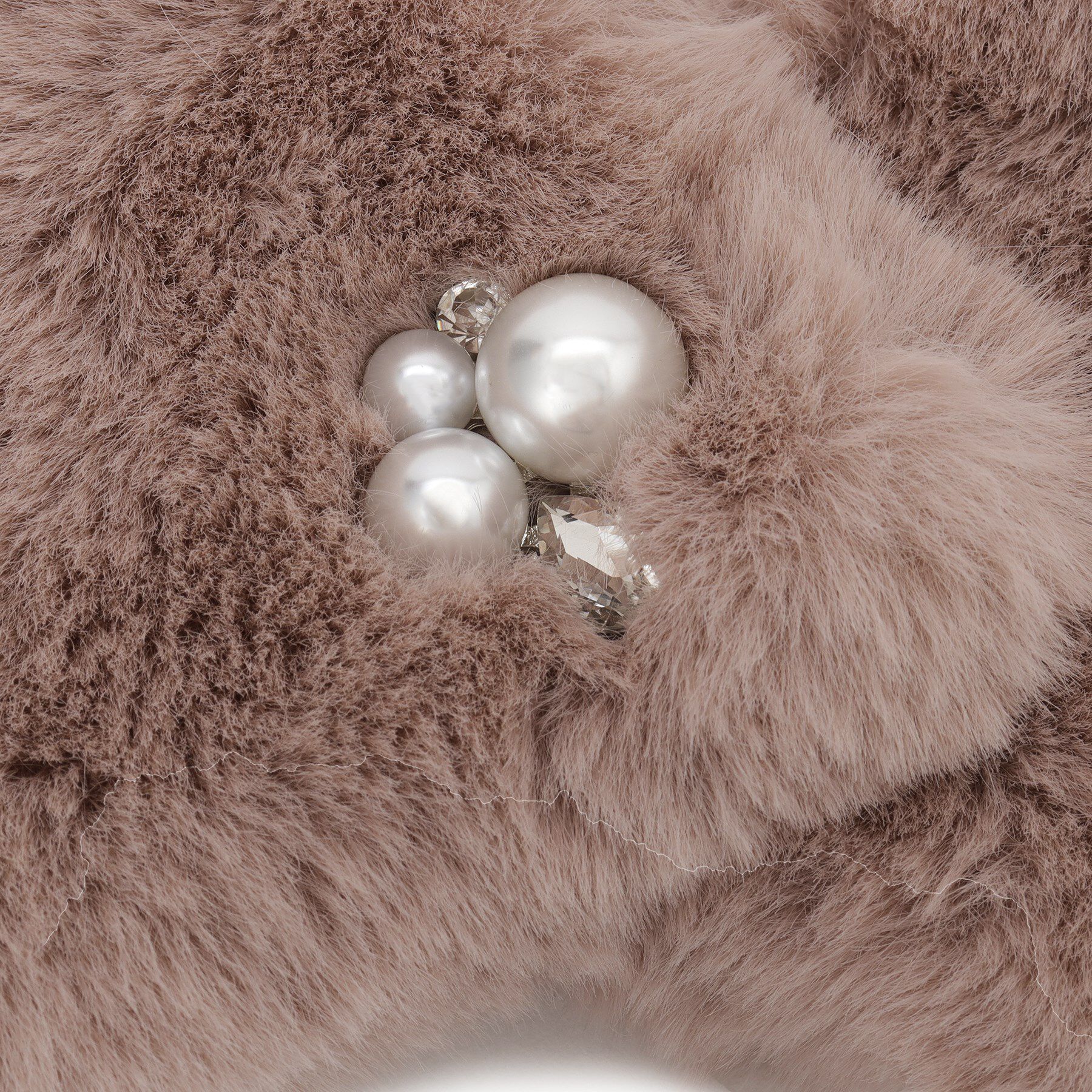 Couture broach「エコファービジューパール調ティペット」|ストール|