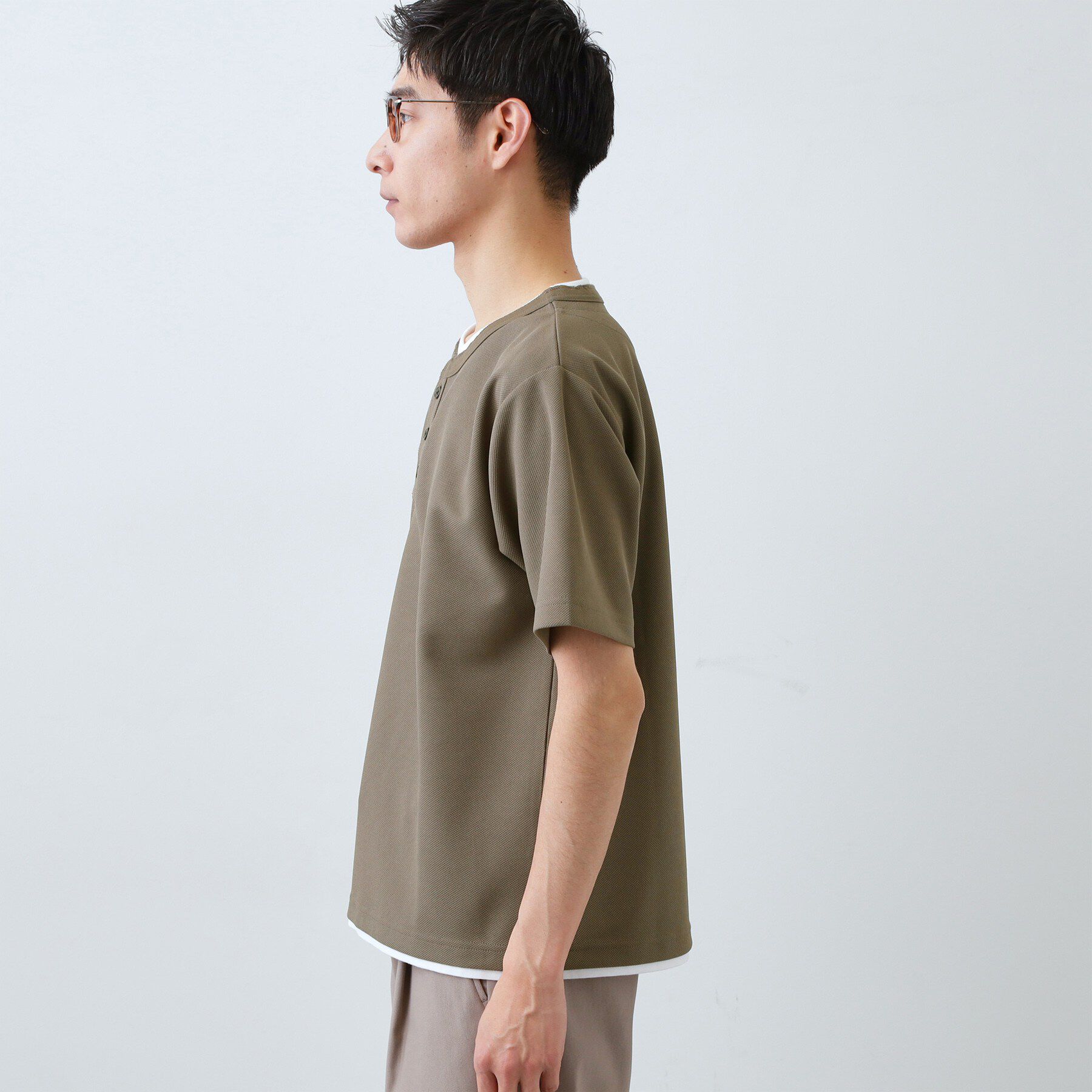 THE SHOP TK「【1枚でちゃんとして見える】ヘンリーネック レイヤード風 半袖Tシャツ 洗濯機OK」|Tシャツ・カットソー|