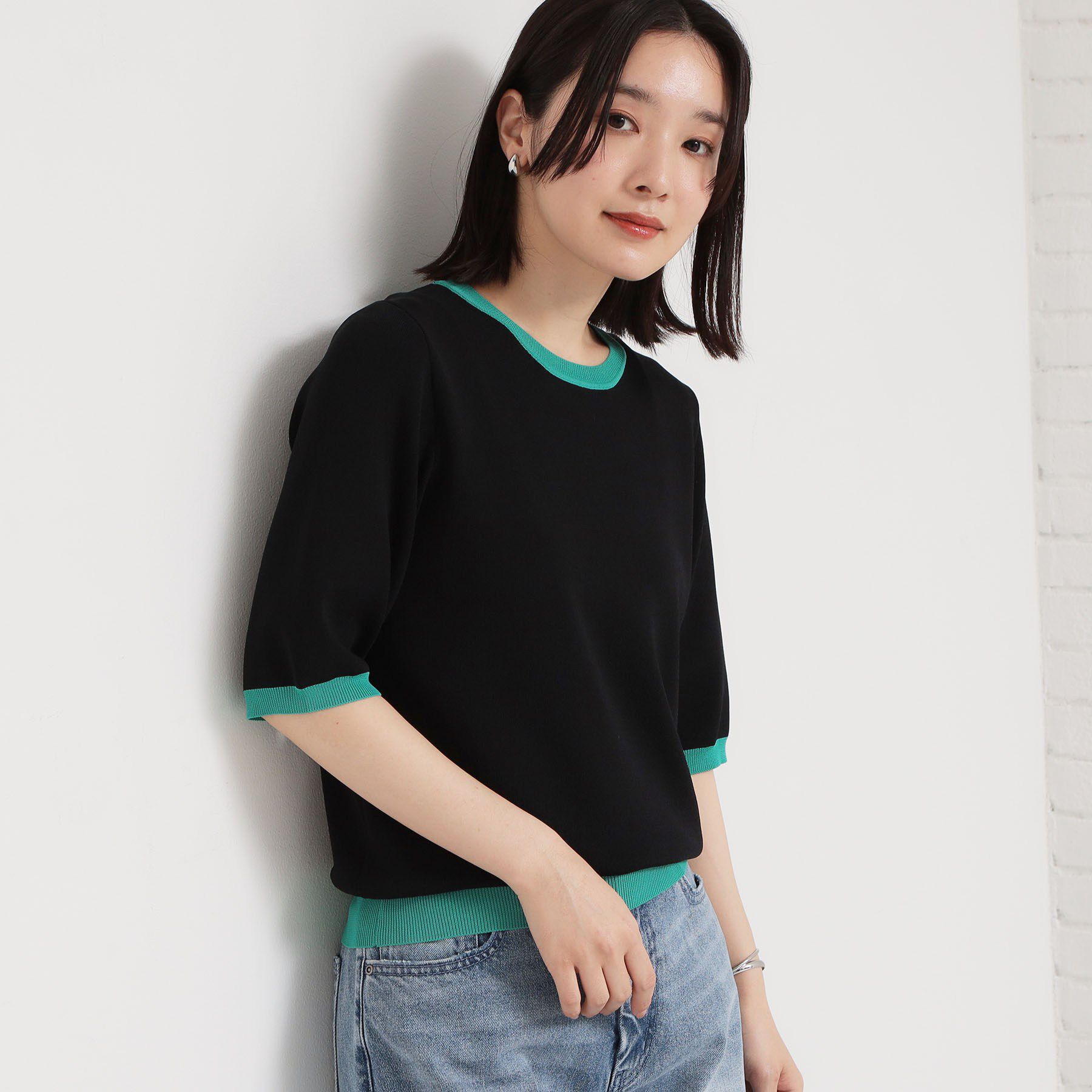 THE SHOP TK「【接触冷感/洗濯機OK/毛玉になりにくい/UV】さりげないラインで品よく映える 配色5分袖トップス」|ニット・セーター|