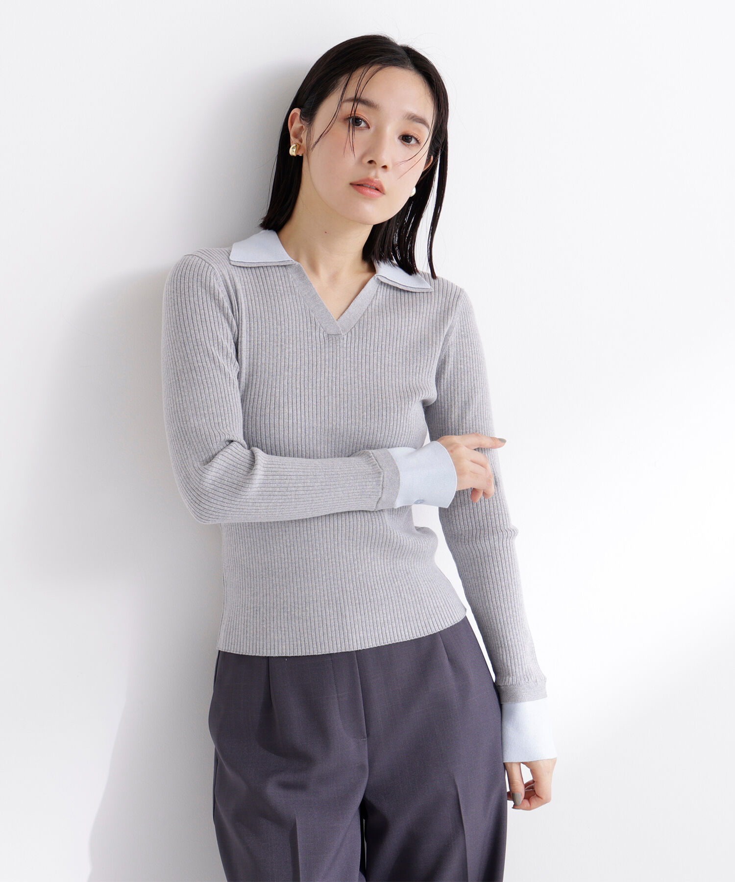  「ダブルカラーVネックリブニット」|ニット・セーター|グレー&times;ブル  2