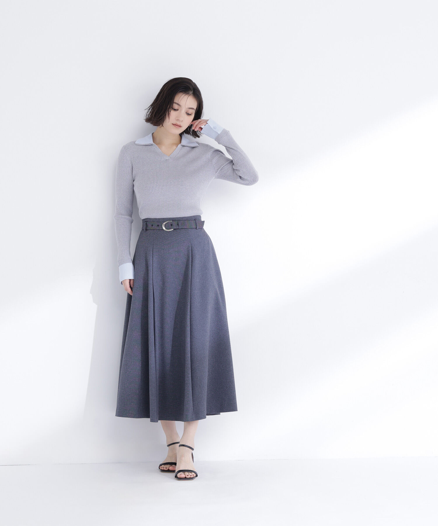  「ダブルカラーVネックリブニット」|ニット・セーター|