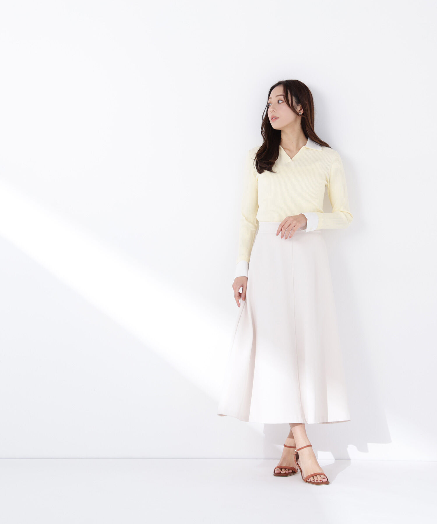  「ダブルカラーVネックリブニット」|ニット・セーター|