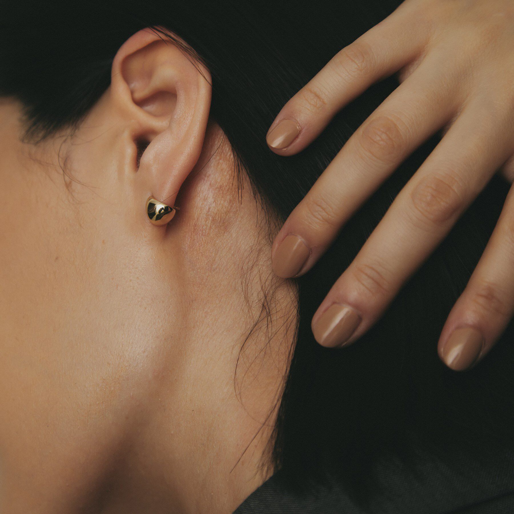 COCOSHNIK「K10ファンシェイプ スタッズピアス」|ピアス|