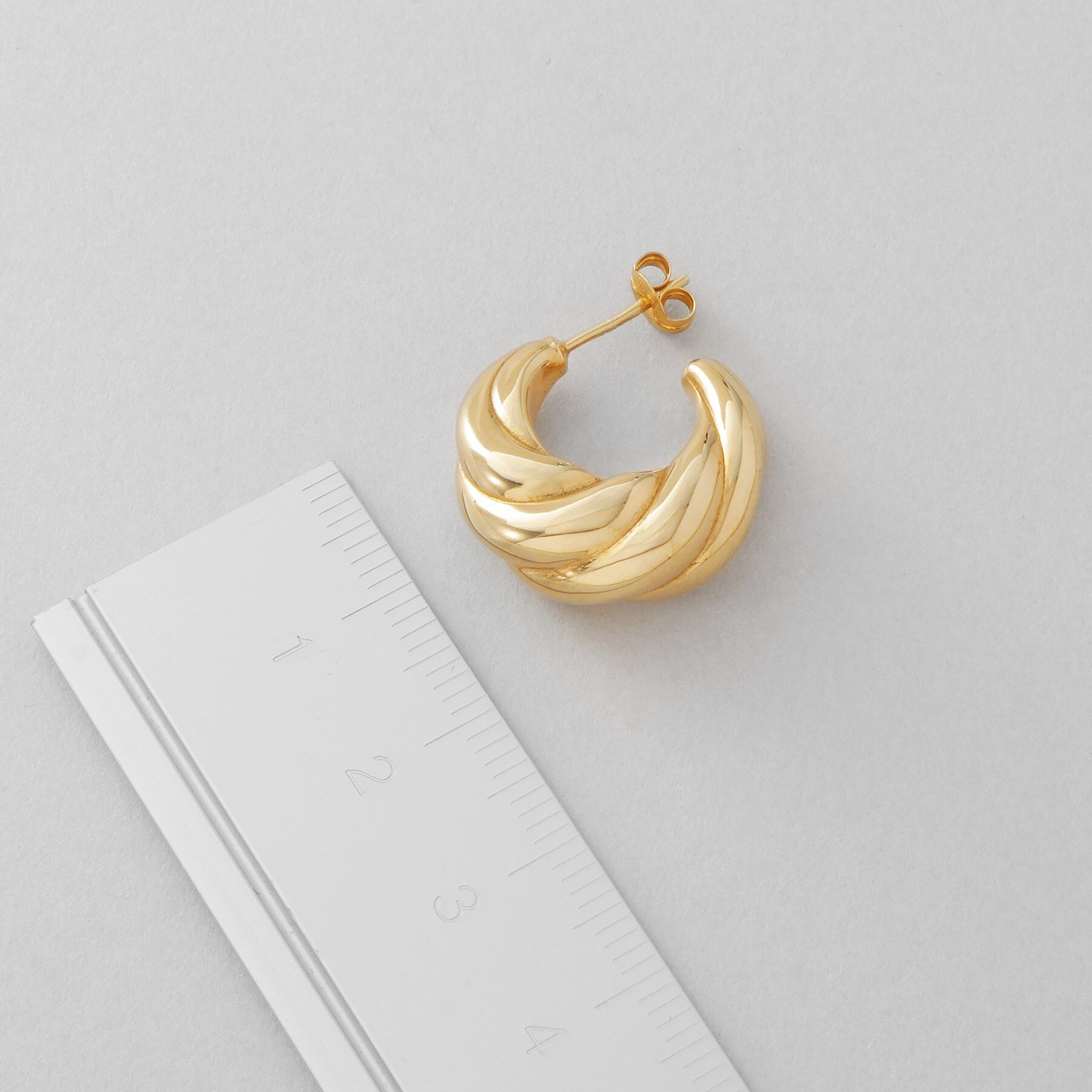 COCOSHNIK ONKITSCH「シルバー ホロウフープ クロワッサンピアス GP」|ピアス|