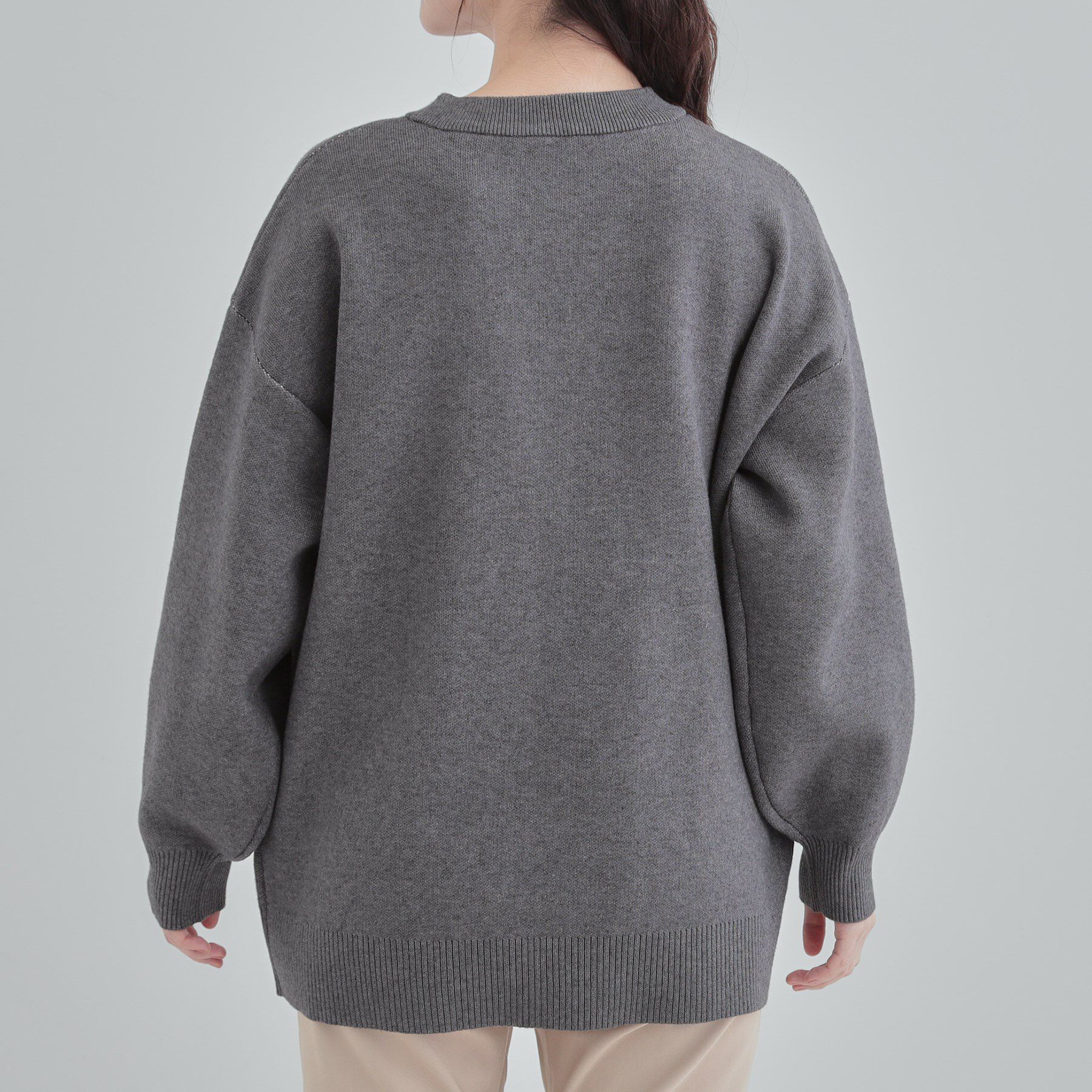 SHOO･LA･RUE「【体型カバー】ちくちくしにくい お花ロゴジャカードスウェットライクニット」|ニット・セーター|