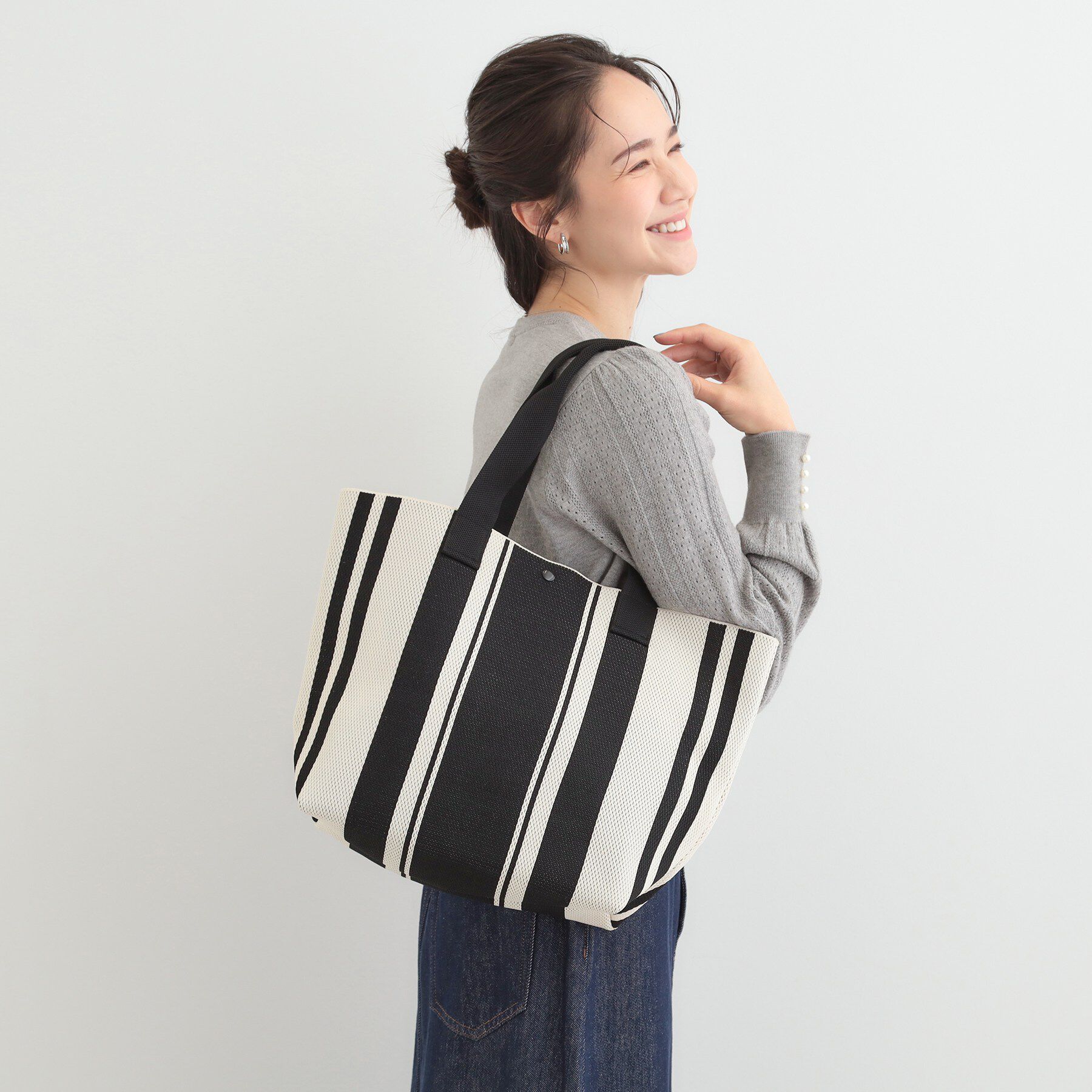 SHOO･LA･RUE「大人のカジュアルスタイルに ニットトートバッグ」|トートバッグ|