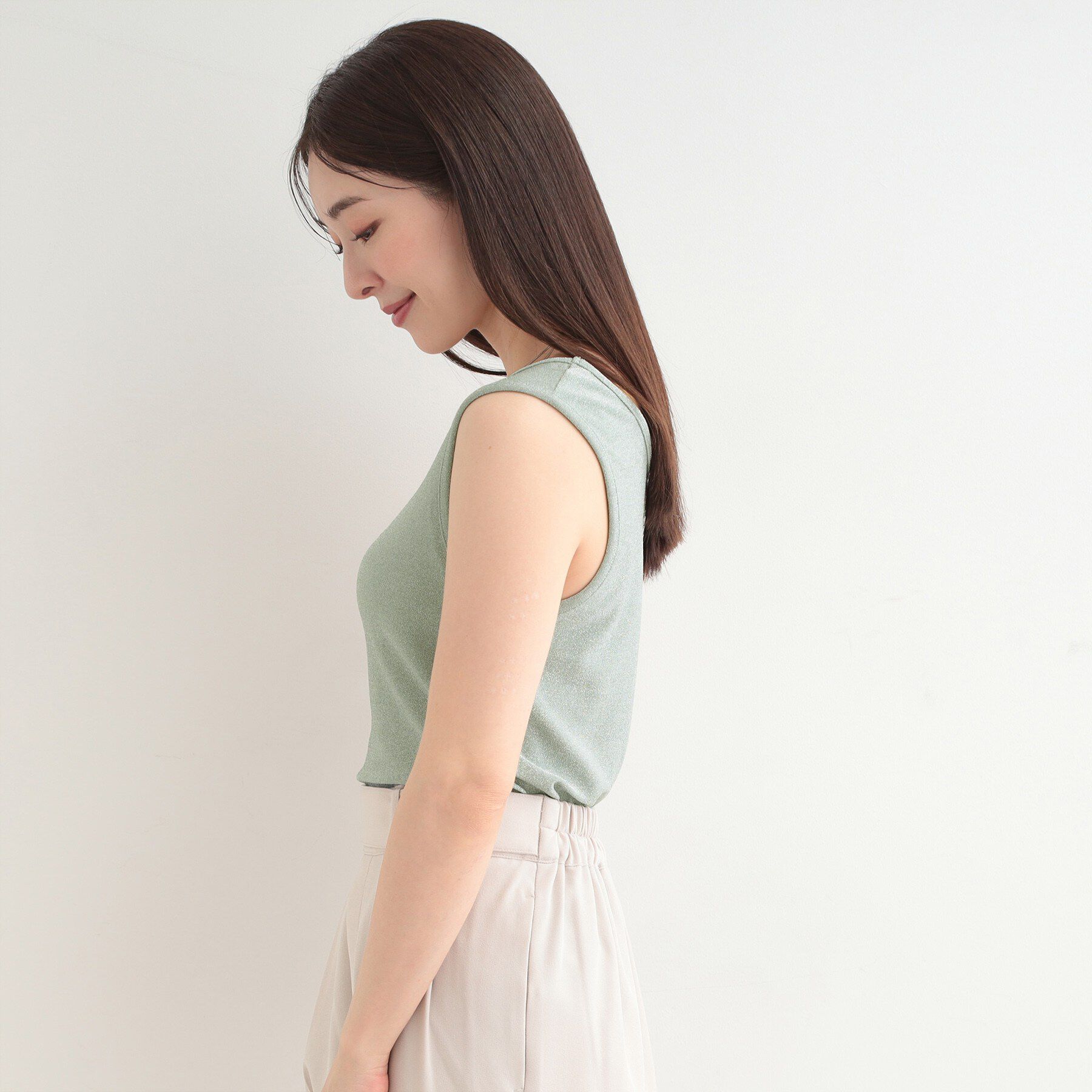 SHOO･LA･RUE「【前後2WAY/洗濯機可/S-LL】コーデのアクセントに　きらきらラメタンクトップ」|キャミソール|