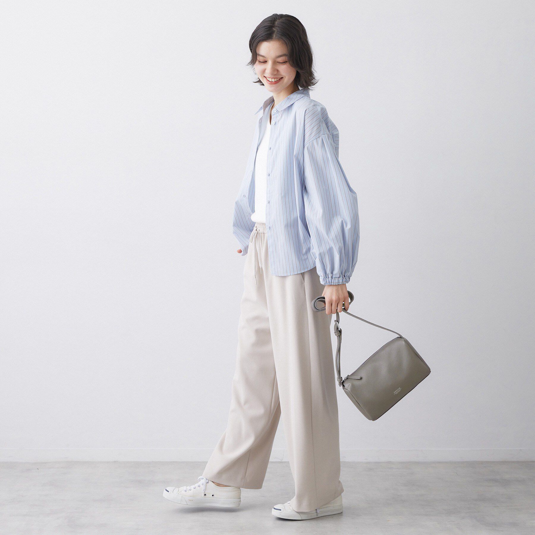 Dessin「【軽量】本革スクエアショルダーバッグ」|ショルダー・メッセンジャー|