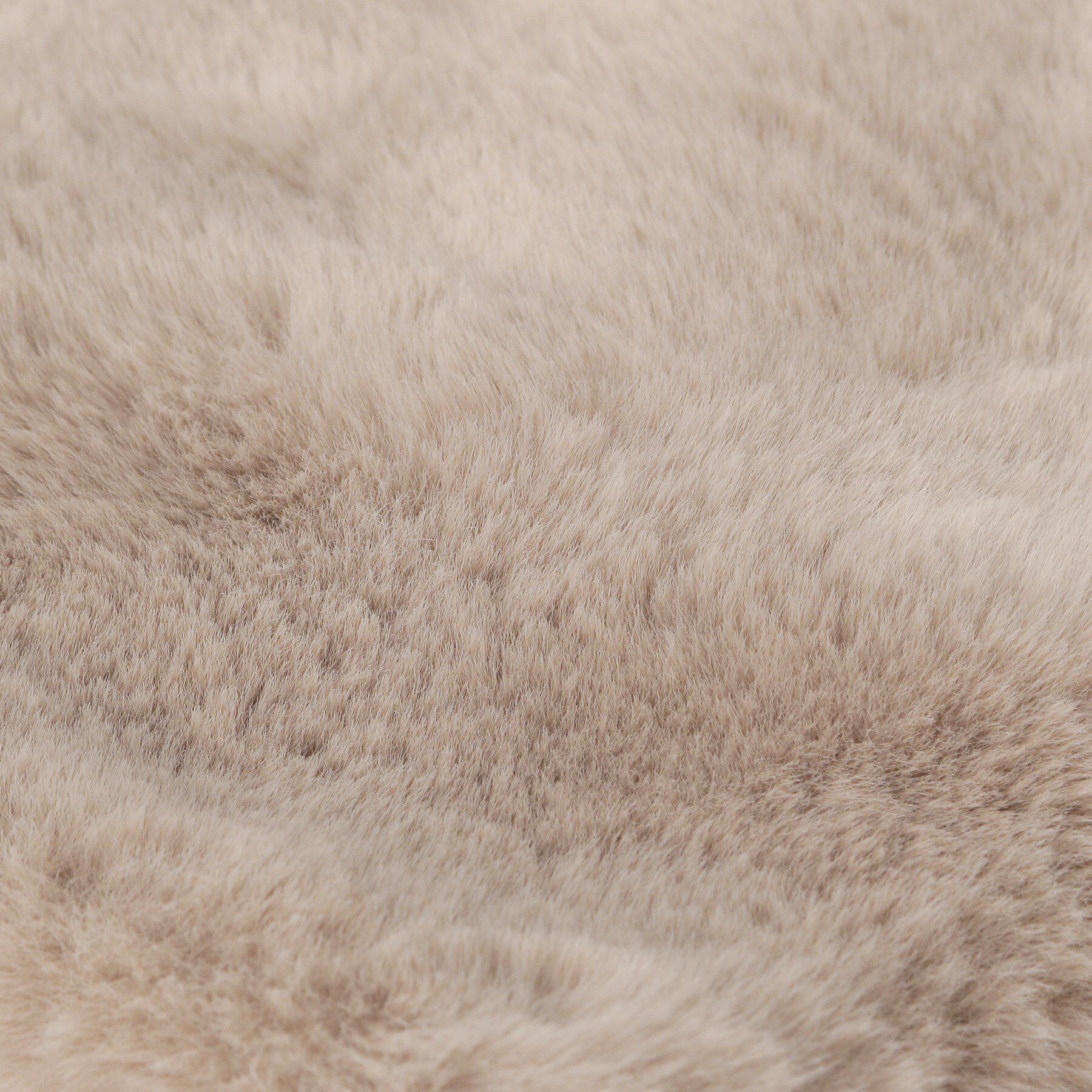 ITS&rsquo;DEMO「【手洗い可】ボリュームフェイクファーマフラー」|ストール|