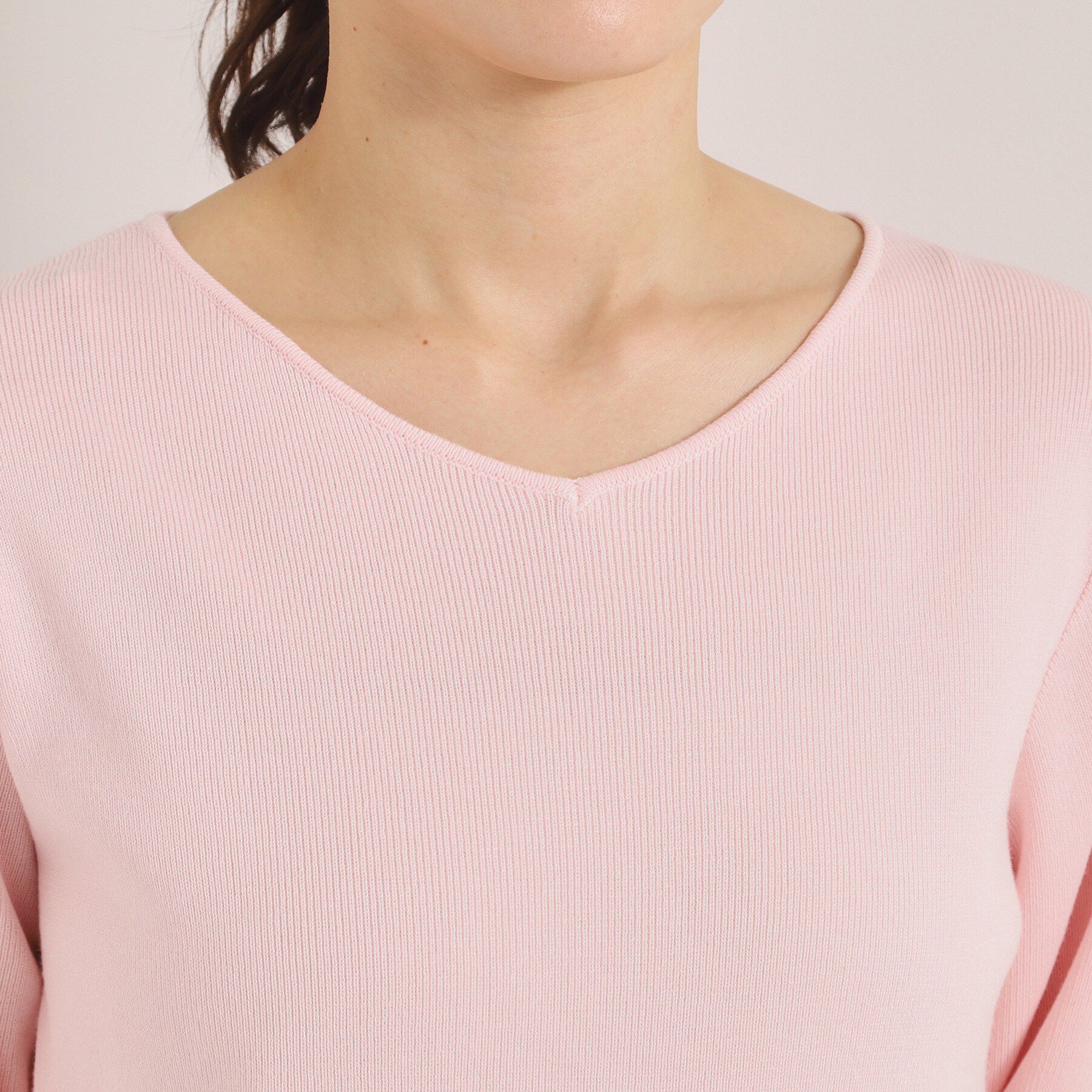 ITS&rsquo;DEMO「【洗濯機OK】花粉防止Vネックニット」|ニット・セーター|