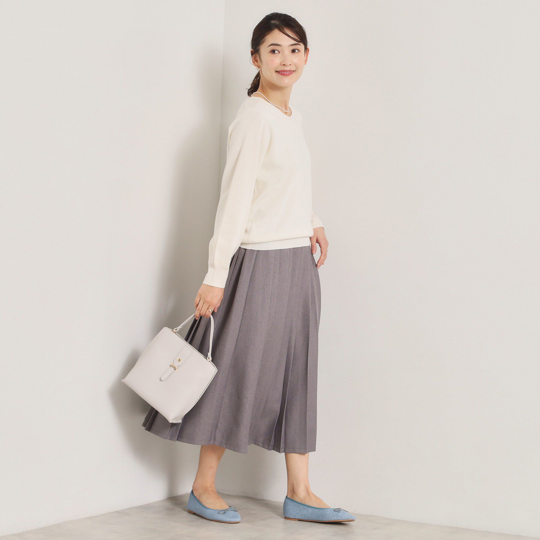 ITS&rsquo;DEMO「【洗濯機OK】花粉防止Vネックニット」|ニット・セーター|