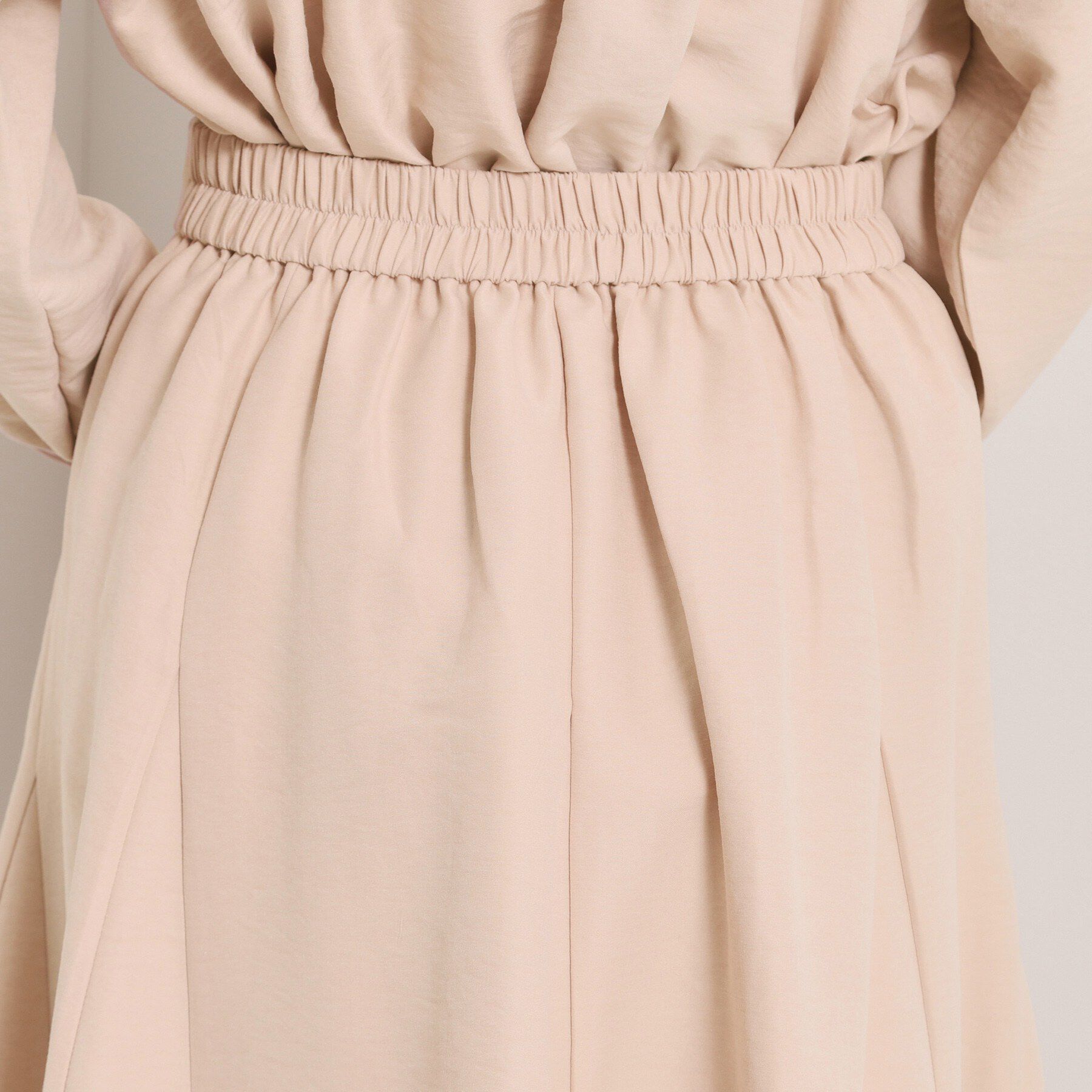 ITS&rsquo;DEMO「【手洗い可／セットアップ可】サテンピーチスカート」|スカート|