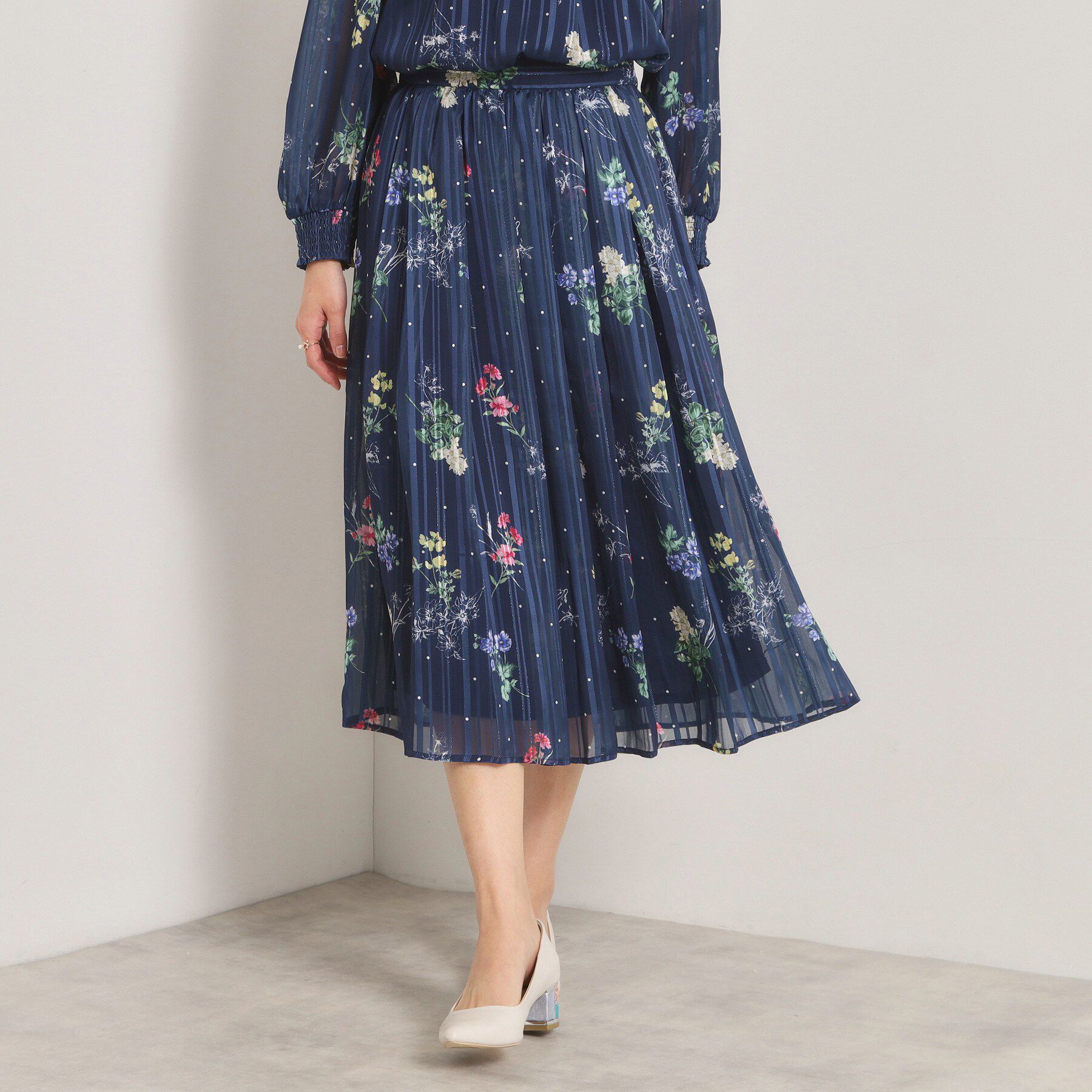 ITS&rsquo;DEMO「【手洗い可／セットアップ可】ラメストライプ花柄スカート」|スカート|