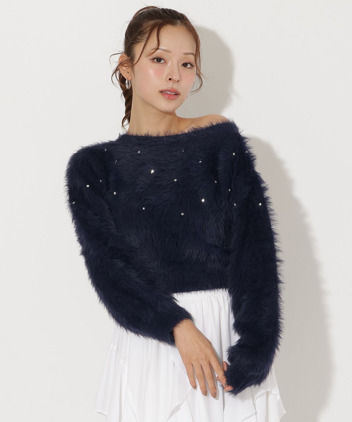 アンドクチュール「ビジューフェザーニットプルオーバー」|ニット・セーター|