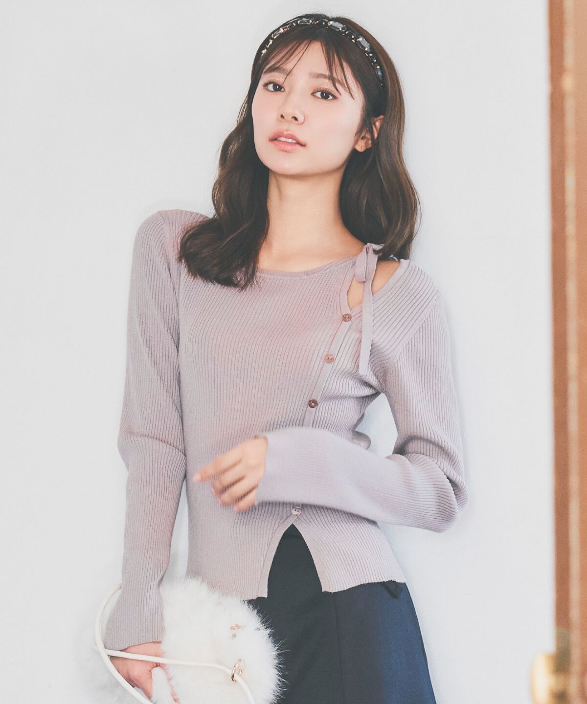 アンドクチュール「アシメリボンスリットプルオーバー」|ニット・セーター|