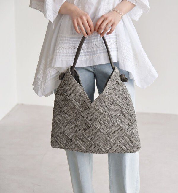 quaranciel「《一部追加予約》quaranciel: ワンハンドル Vカット メッシュ バッグ（A4対応）」|トートバッグ|