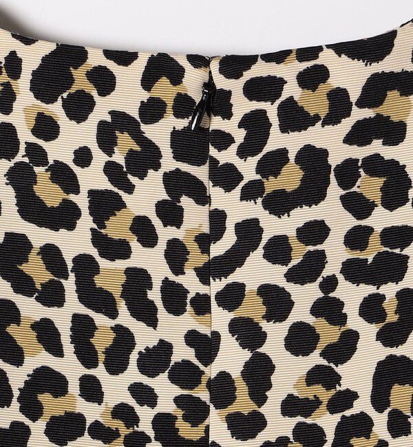 quaranciel「quaranciel:〈手洗い可能〉アニマル サイドボタン Vネック ワンピース」|ワンピース|